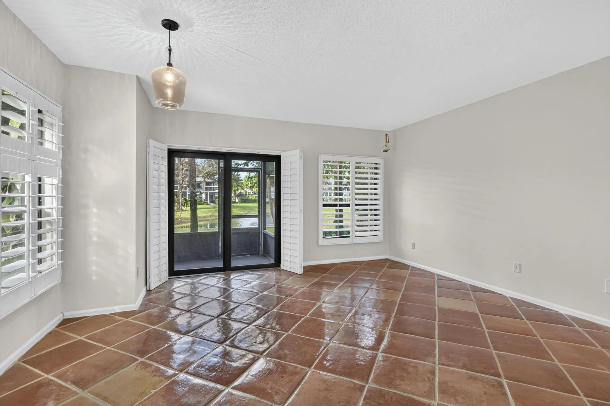 11863 Wimbledon Circle #416