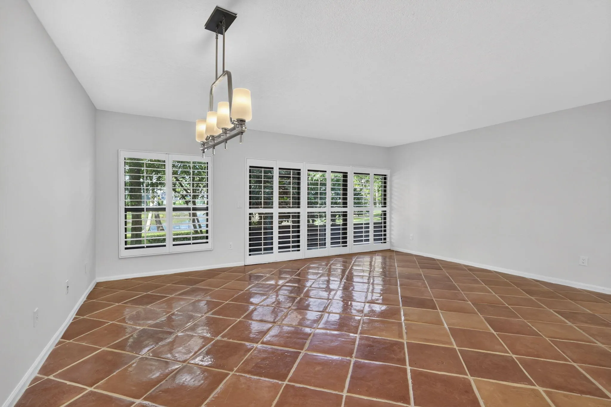 11863 Wimbledon Circle #416