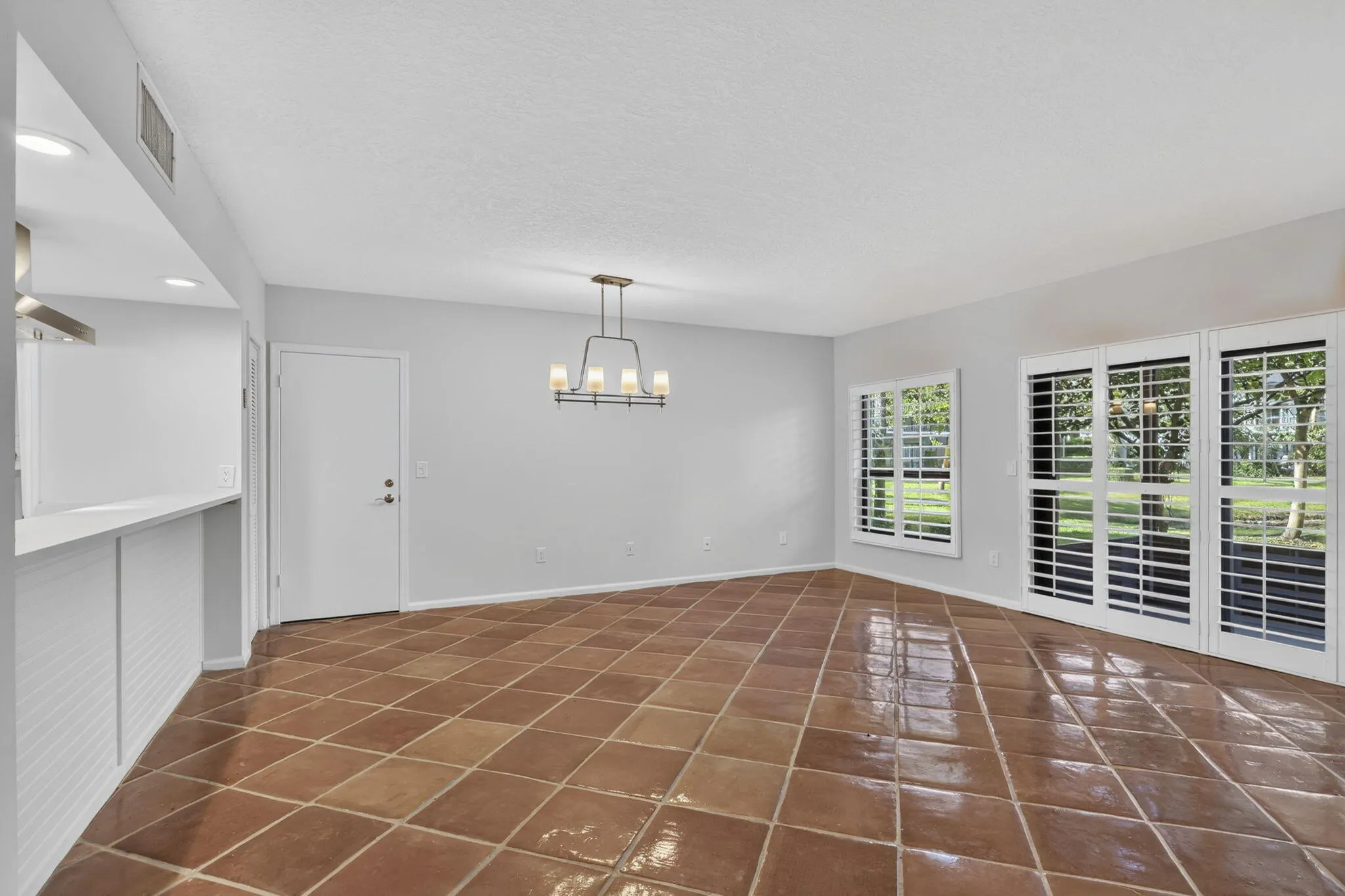 11863 Wimbledon Circle #416