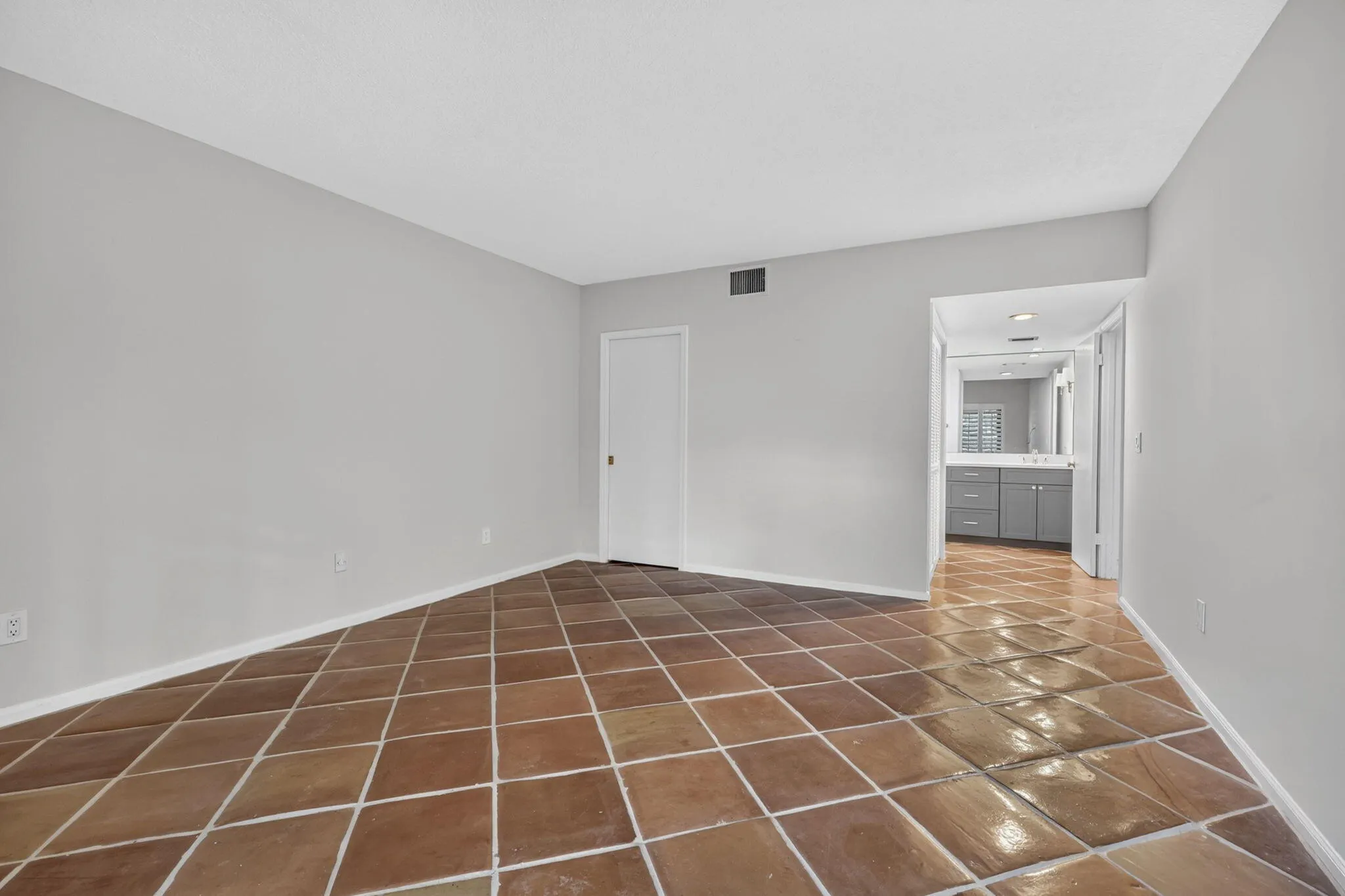 11863 Wimbledon Circle #416