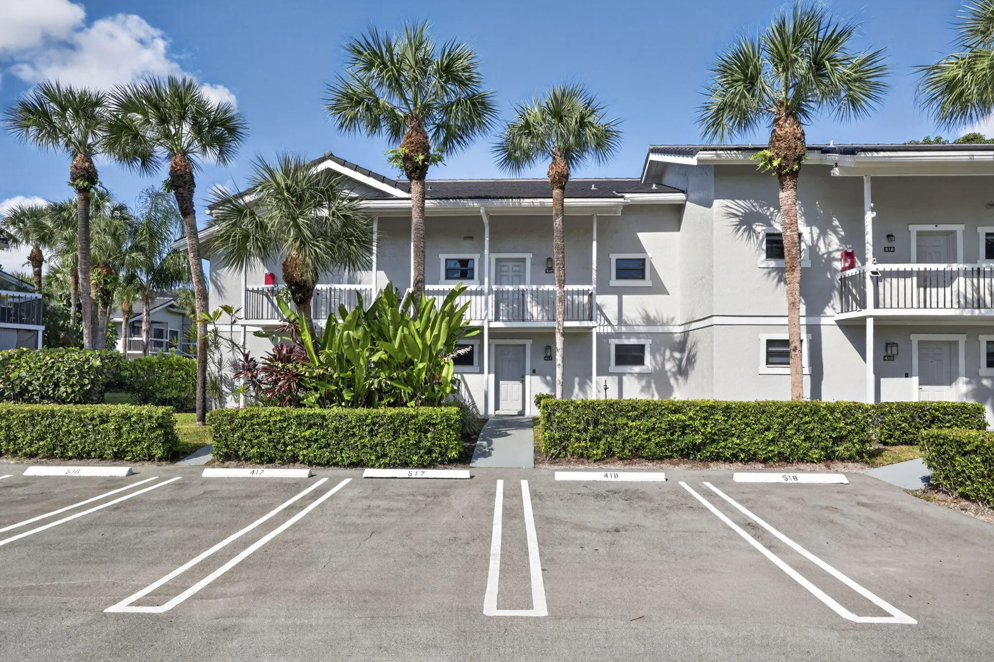 11863 Wimbledon Circle #416