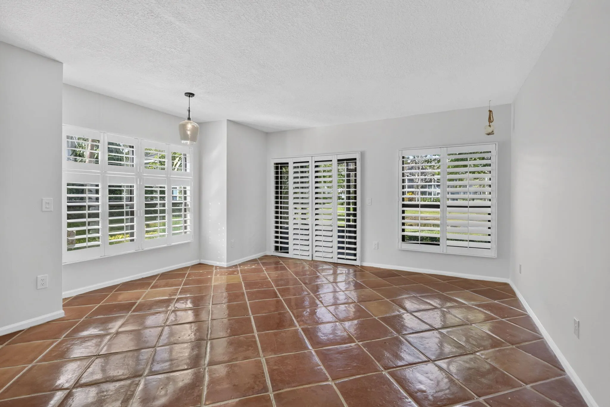 11863 Wimbledon Circle #416