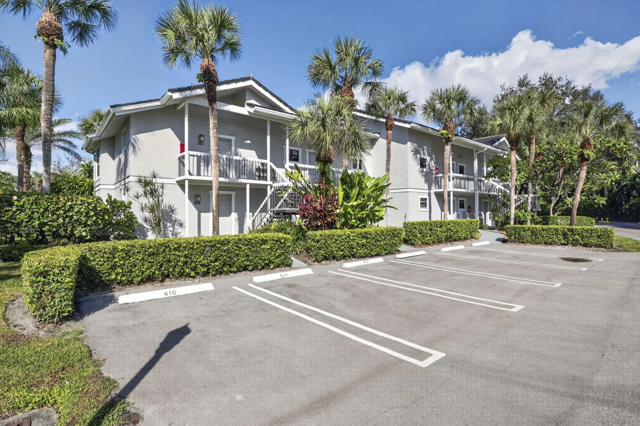 11863 Wimbledon Circle #416