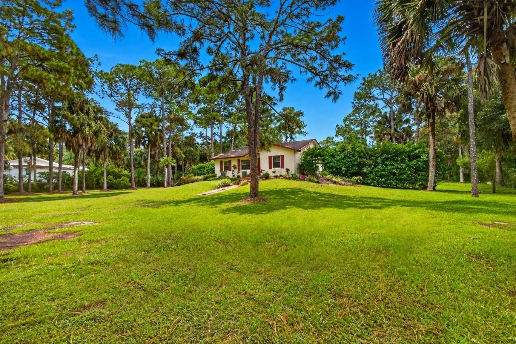 9242 166TH Way N