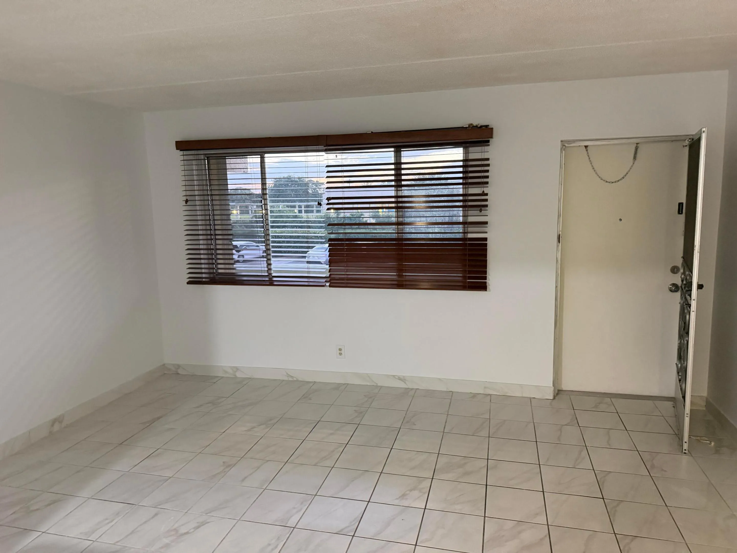 400 VILLAGE GREEN Circle W #205