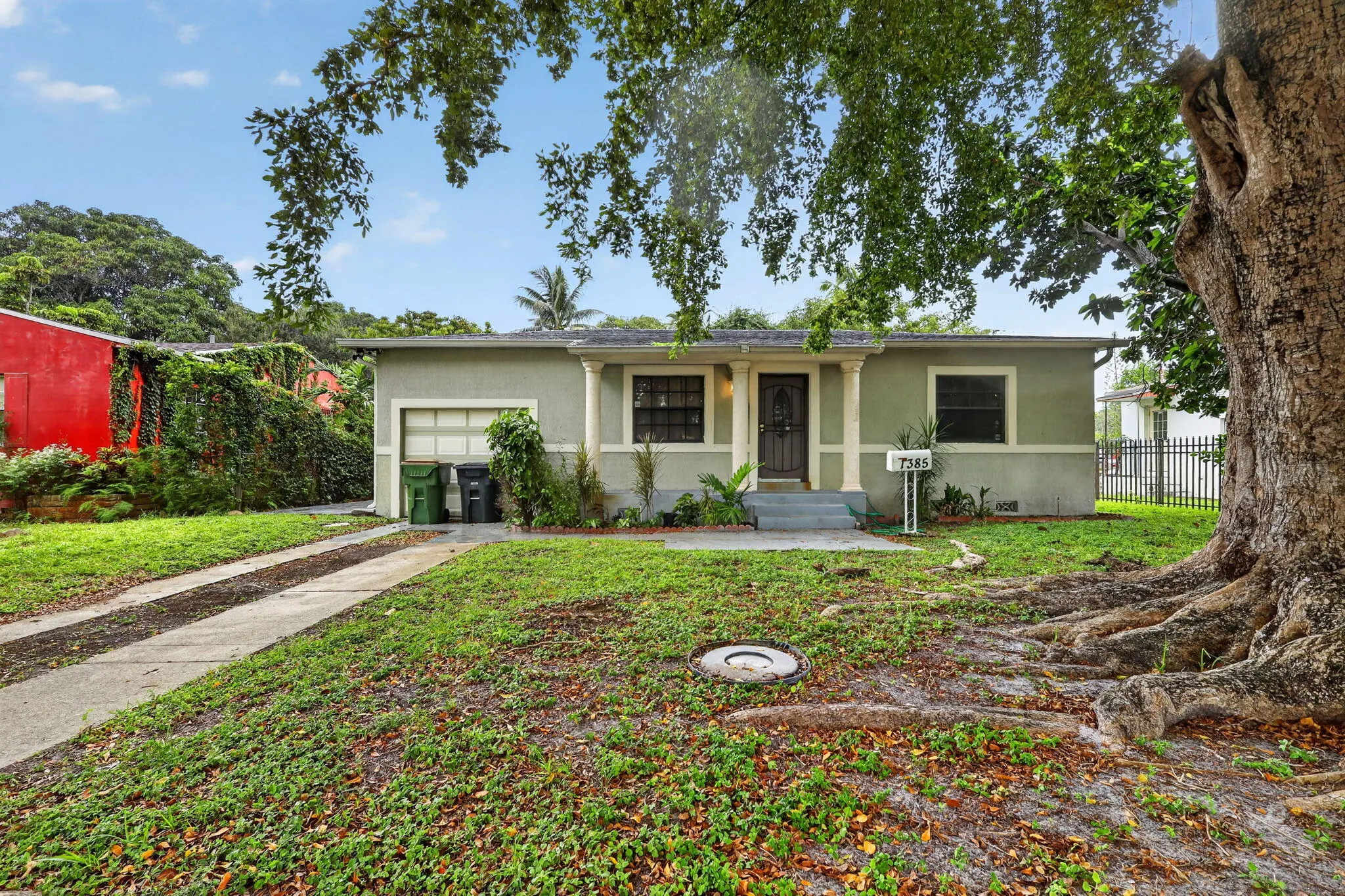 1385 NE 131ST Street