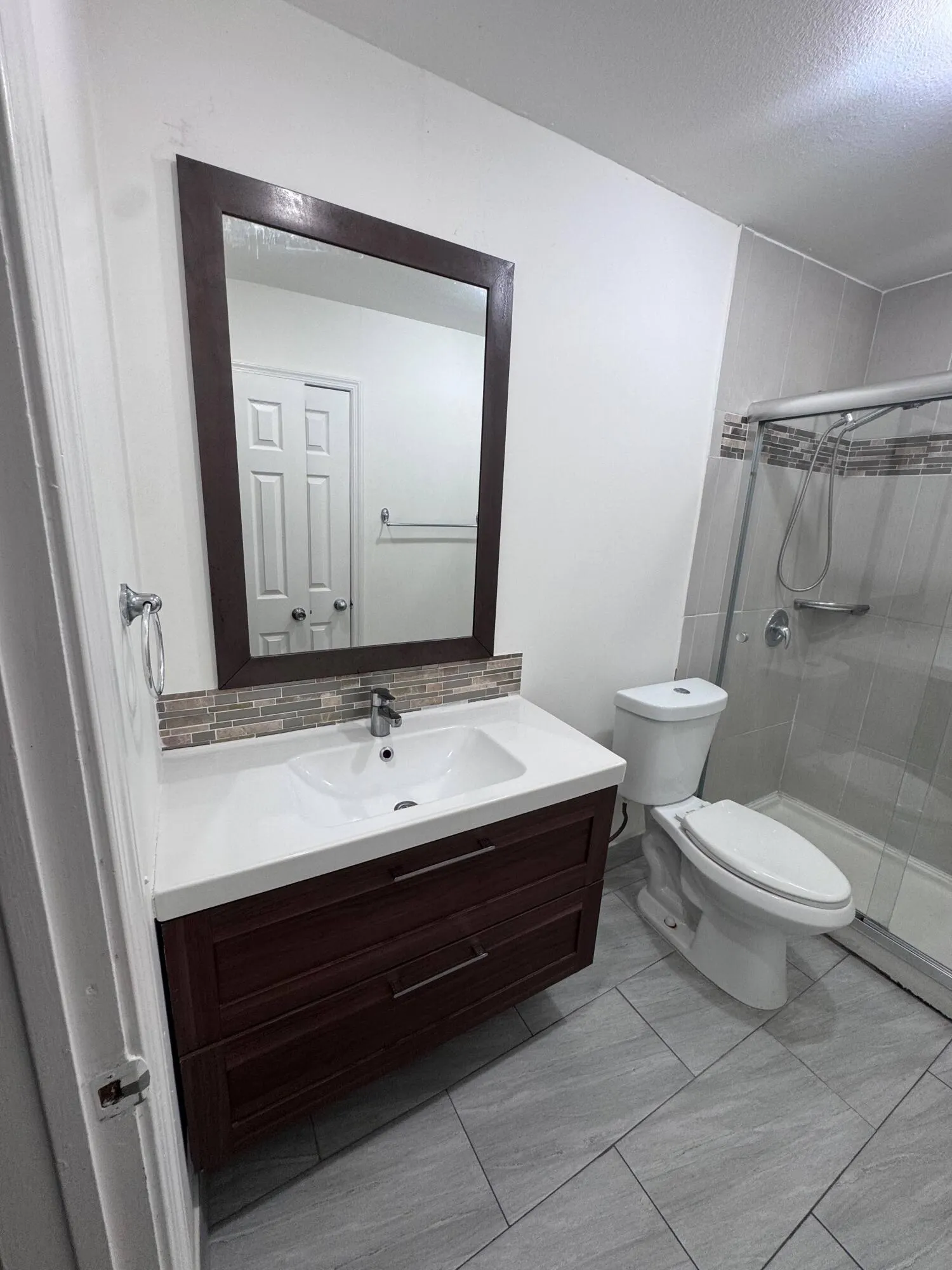 7918 KIMBERLY Boulevard #304
