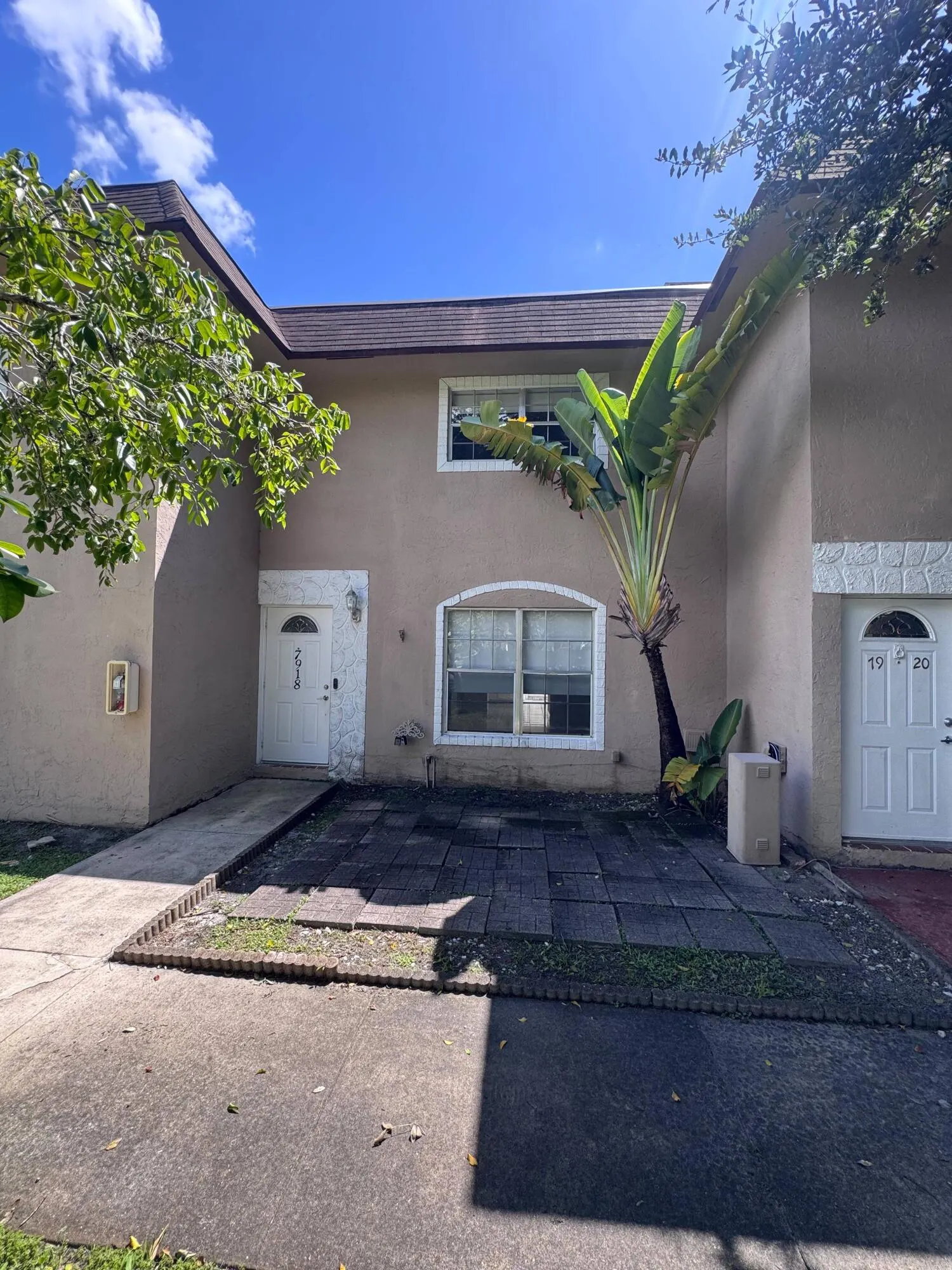 7918 KIMBERLY Boulevard #304