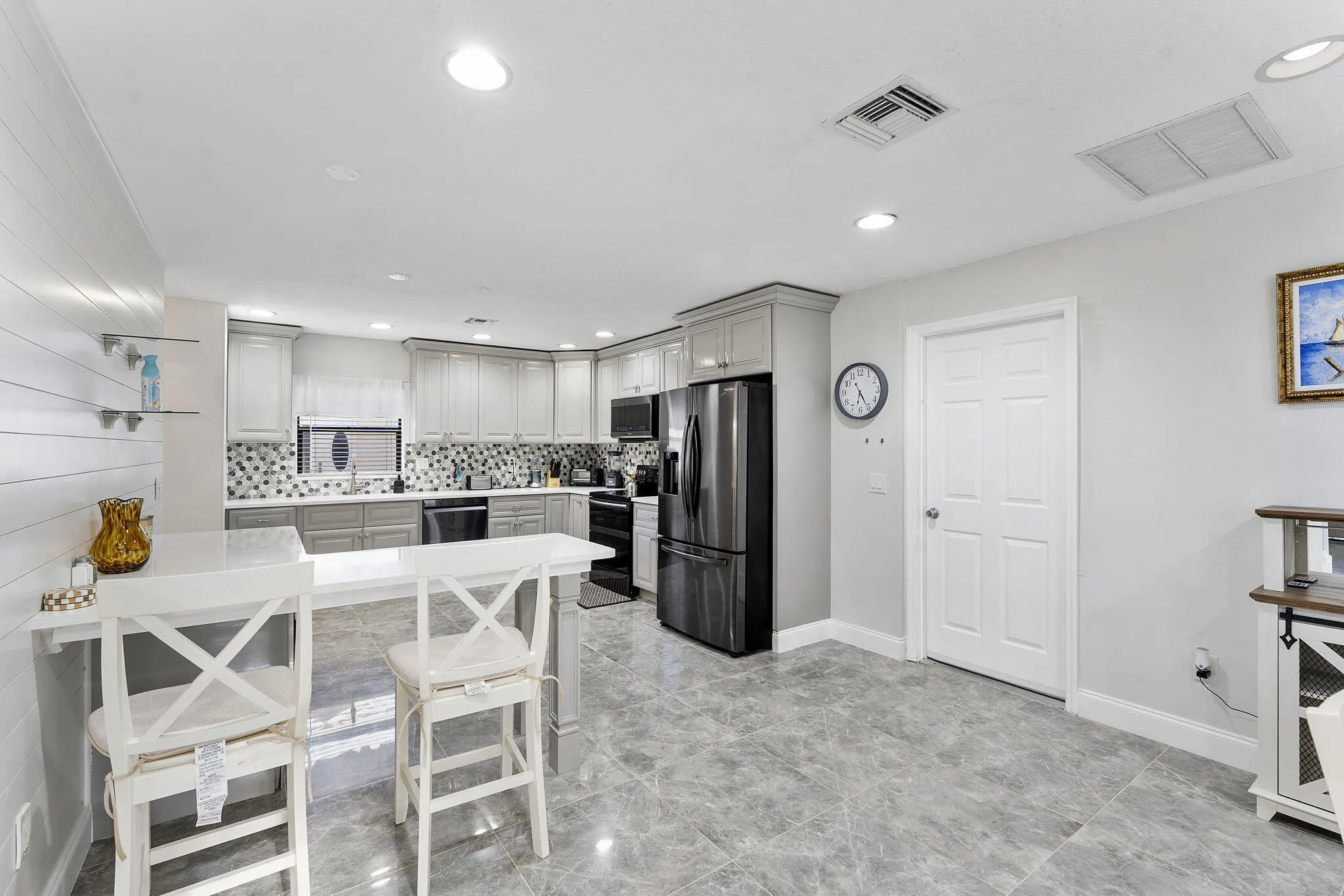 8103 COVINGTON Court