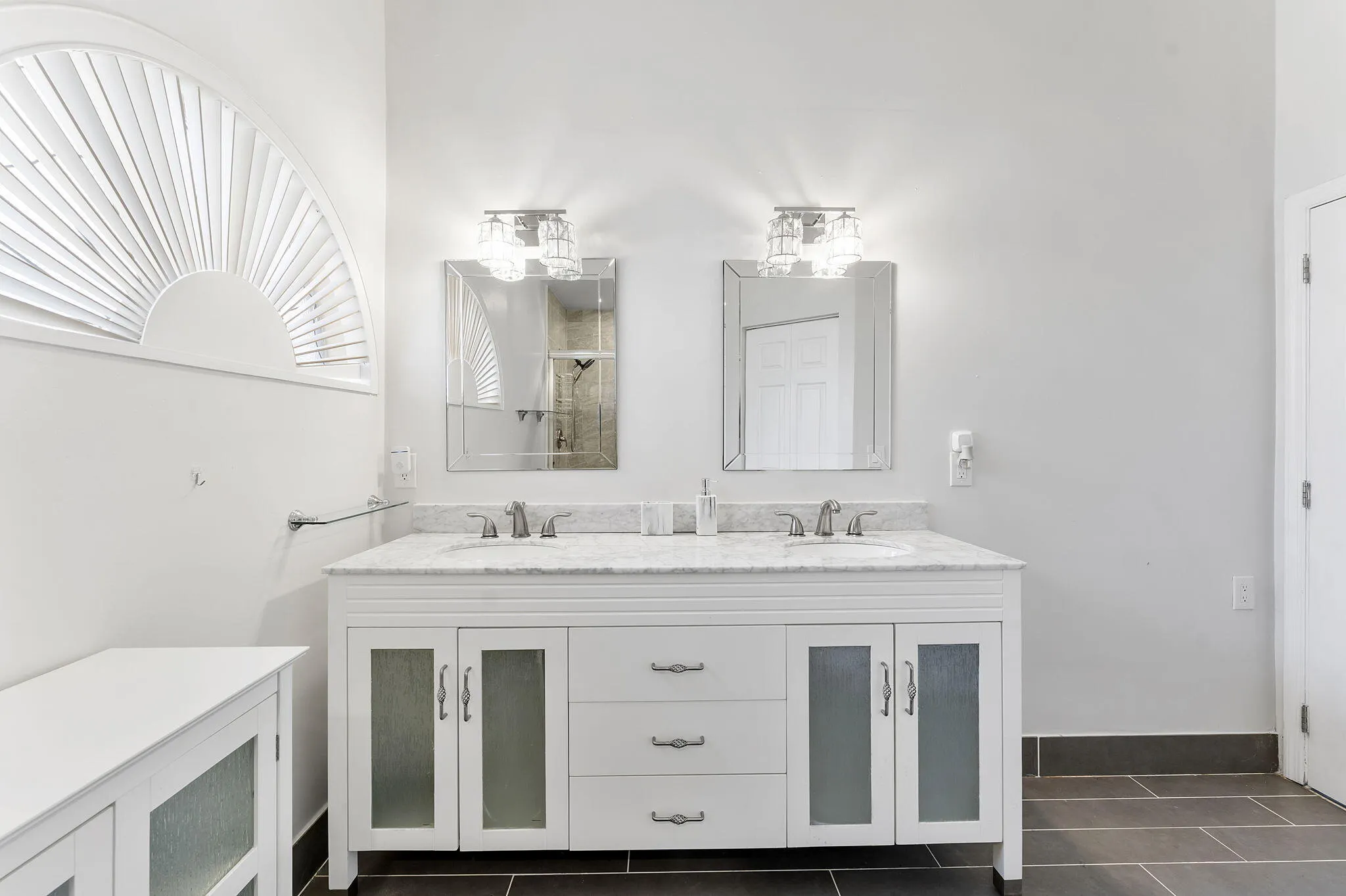 8103 COVINGTON Court