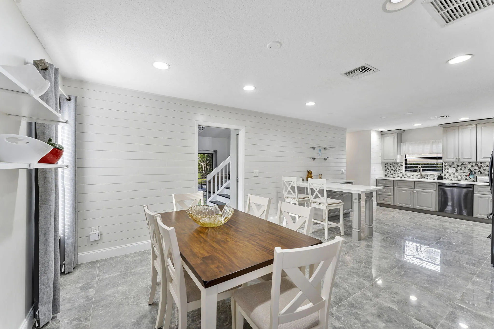 8103 COVINGTON Court