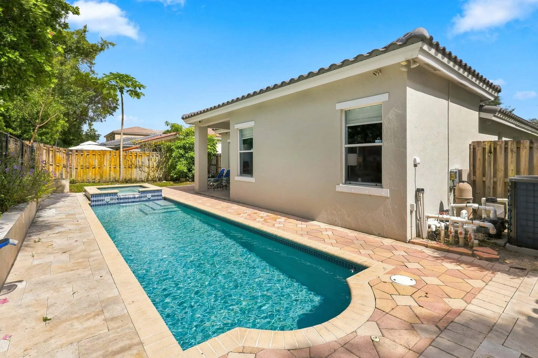 4365 NW 45TH Terrace