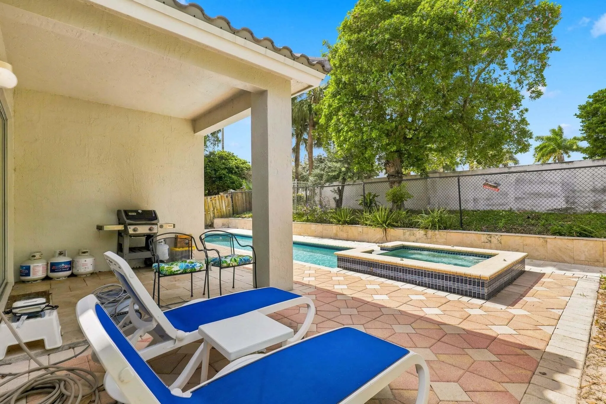 4365 NW 45TH Terrace