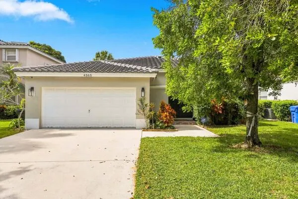4365 NW 45TH Terrace
