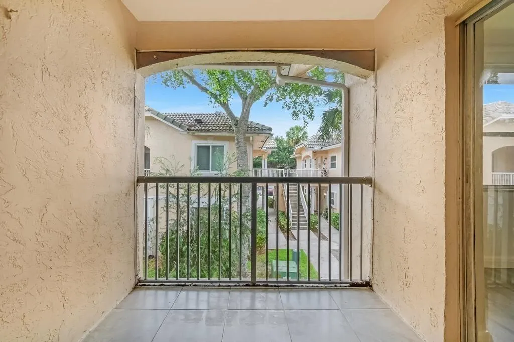 12269 Royal Palm Boulevard