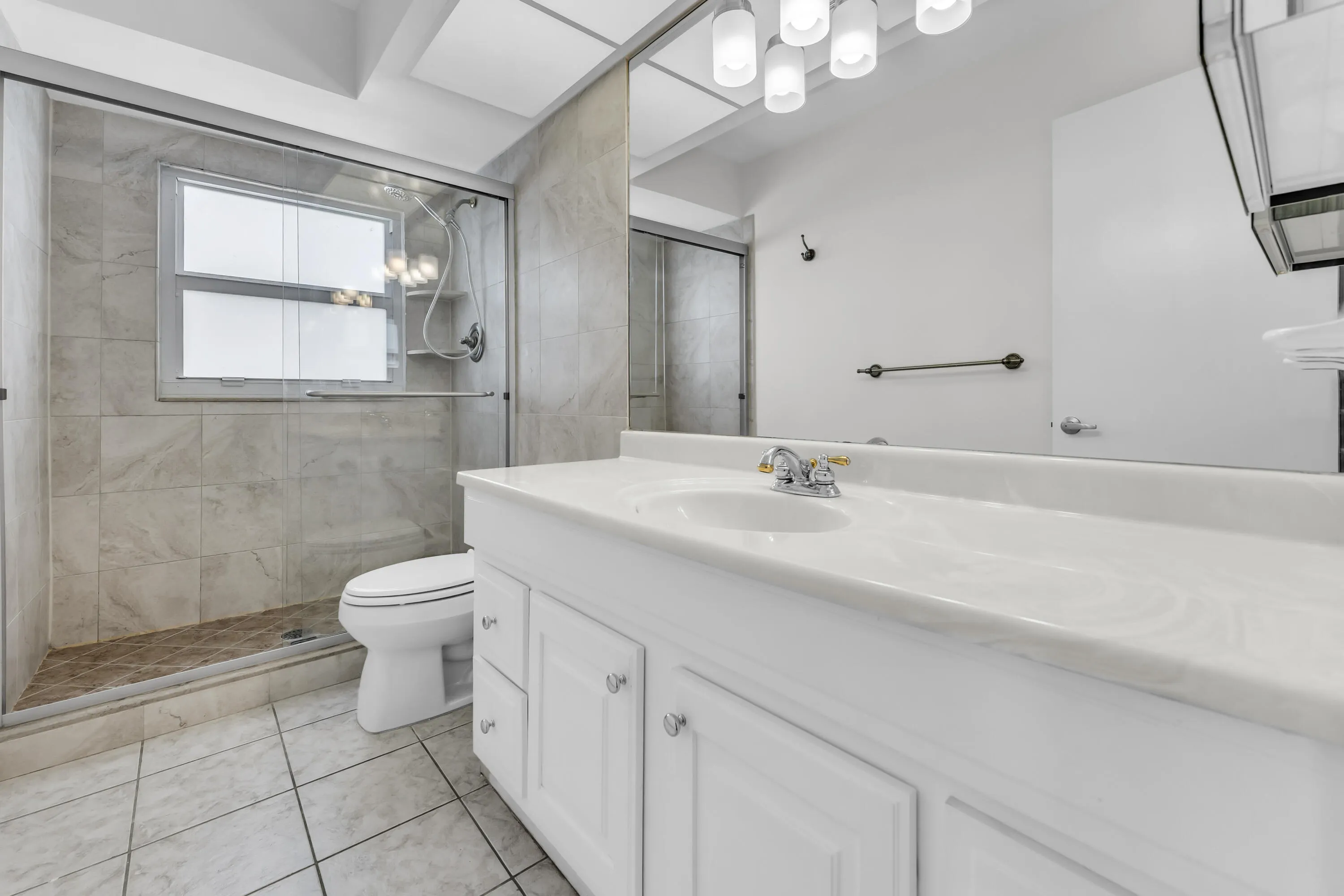 1472 SW 13TH Street