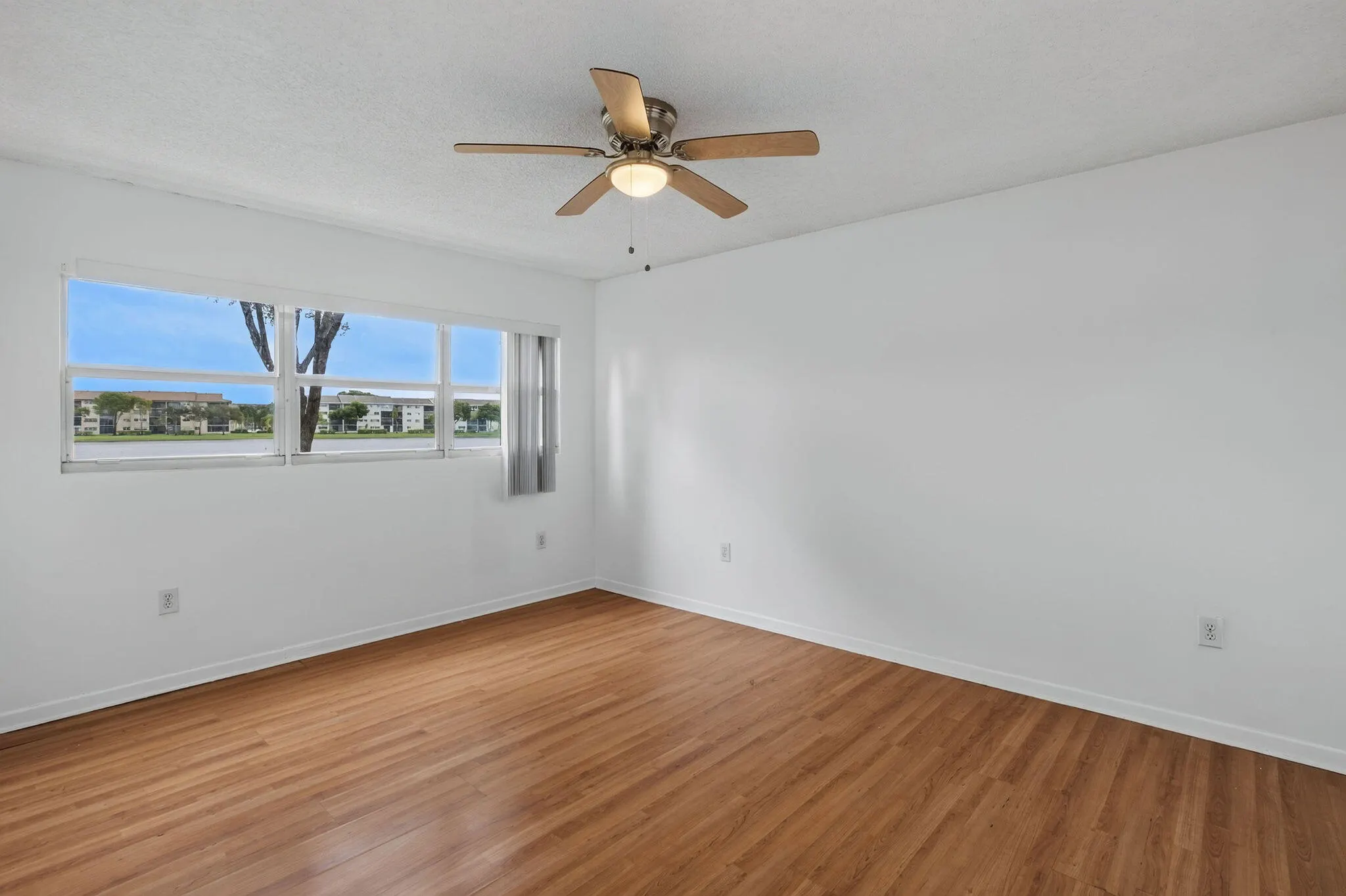 571 SW 141ST Avenue #109N