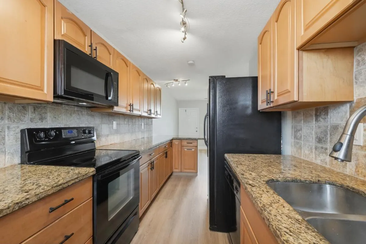6191 SW 37TH Street #210