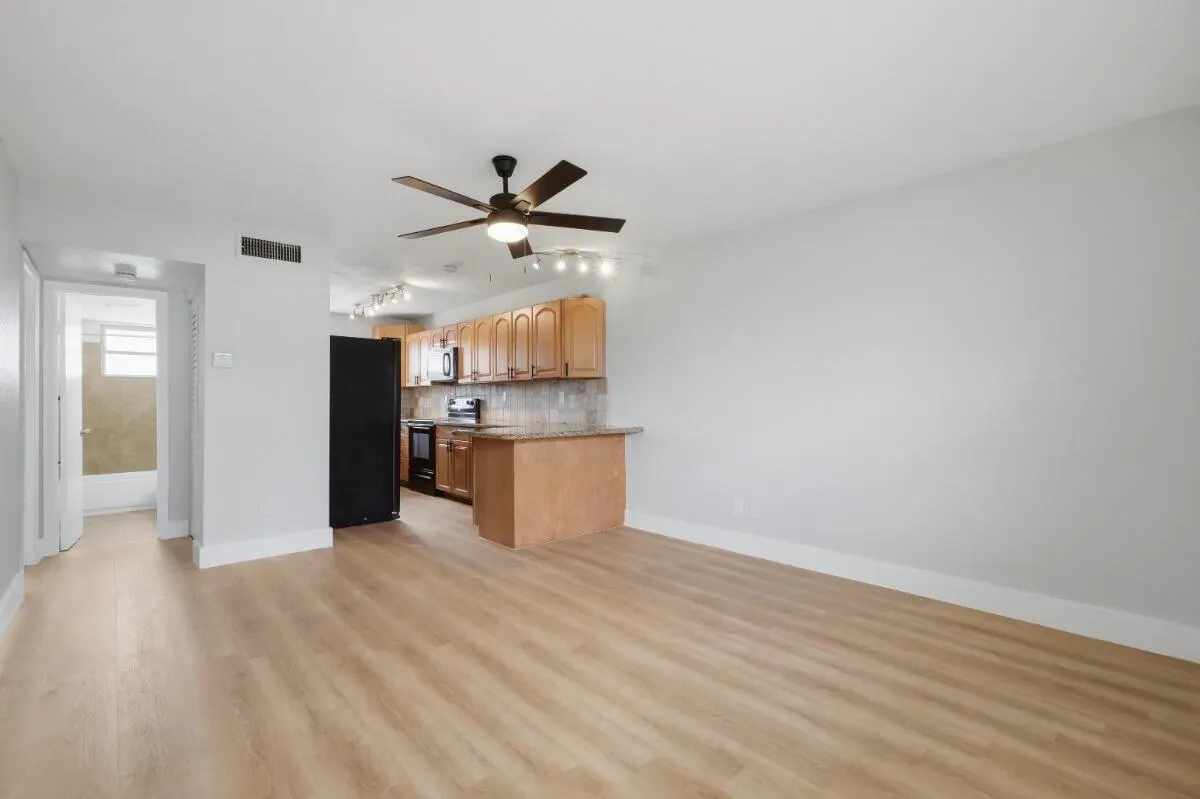 6191 SW 37TH Street #210