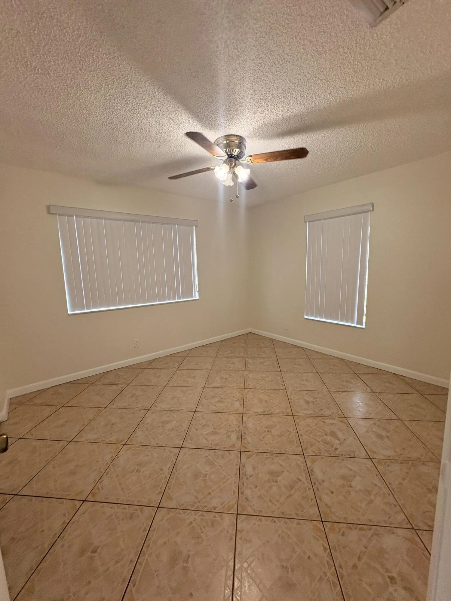 1711 SW 99TH Terrace