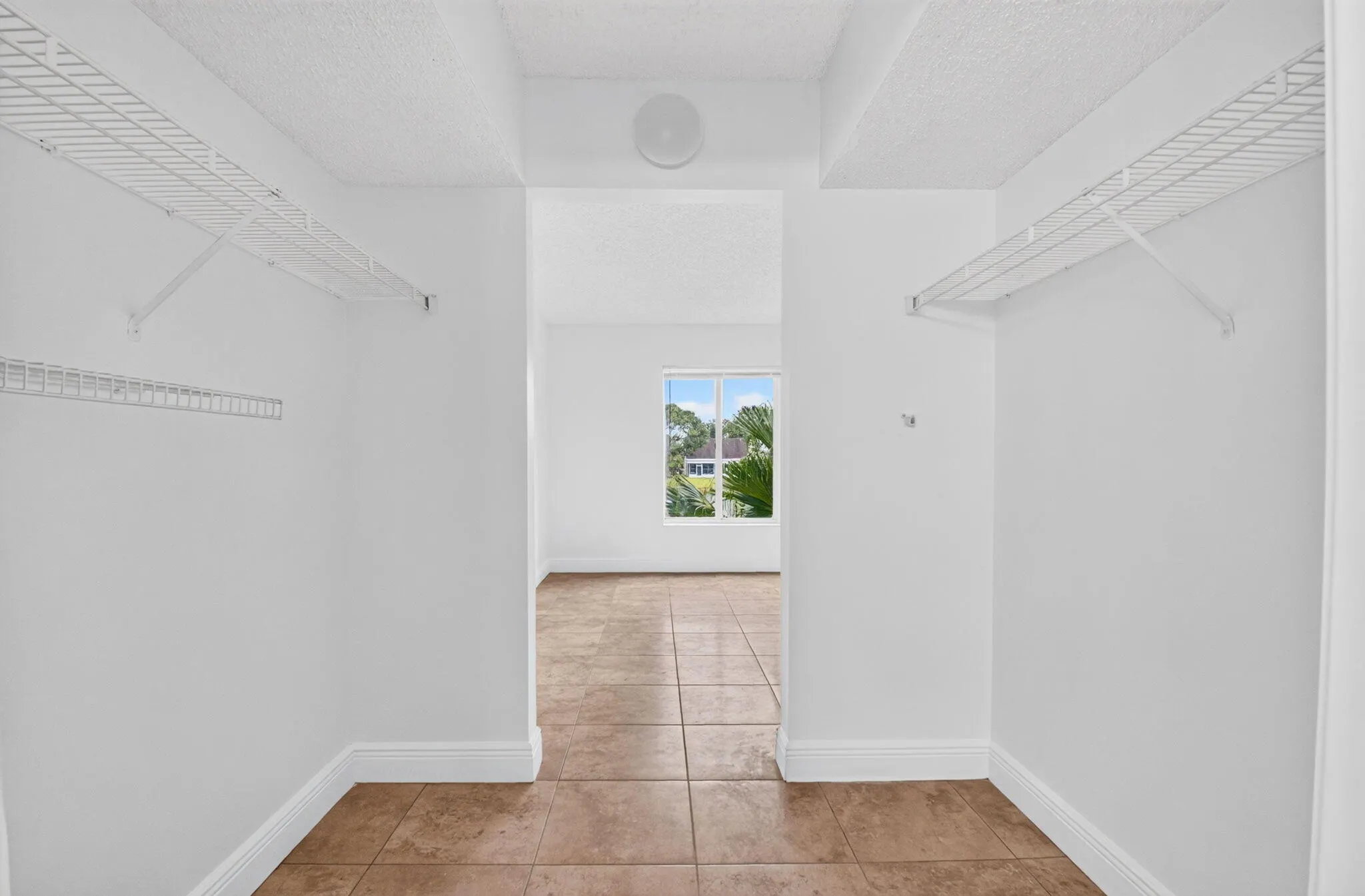 13791 ONEIDA Drive #E2