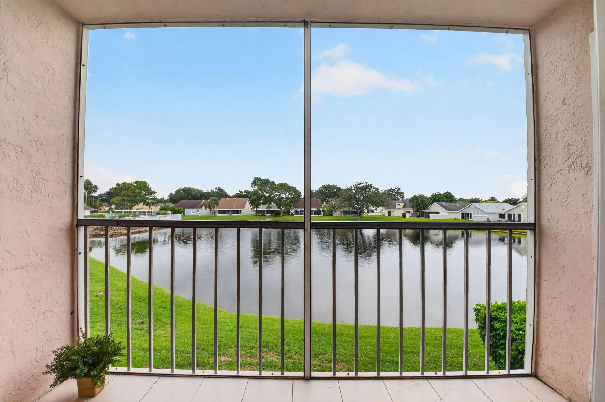 13791 ONEIDA Drive #E2