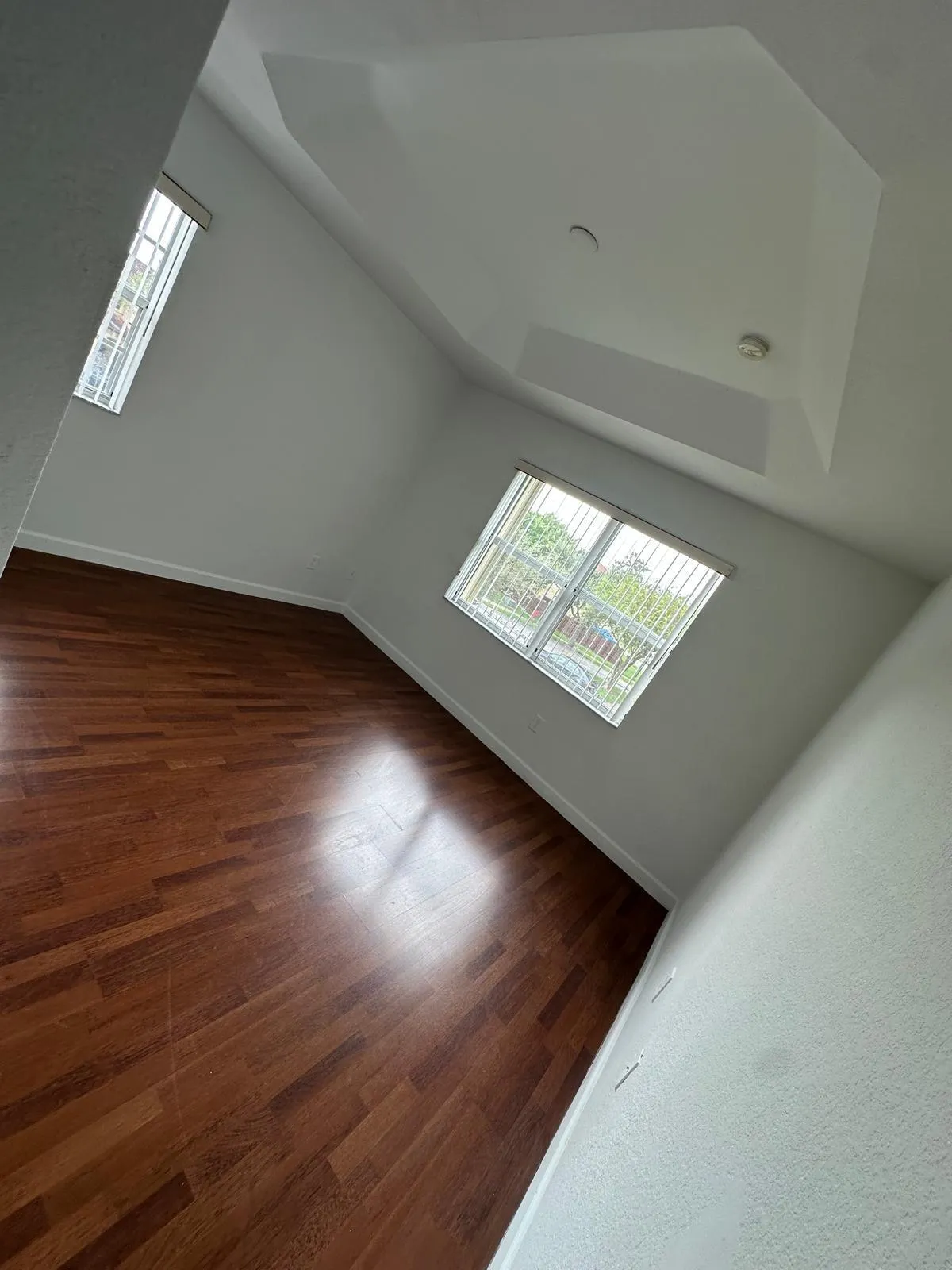1570 NE 33 Road #201