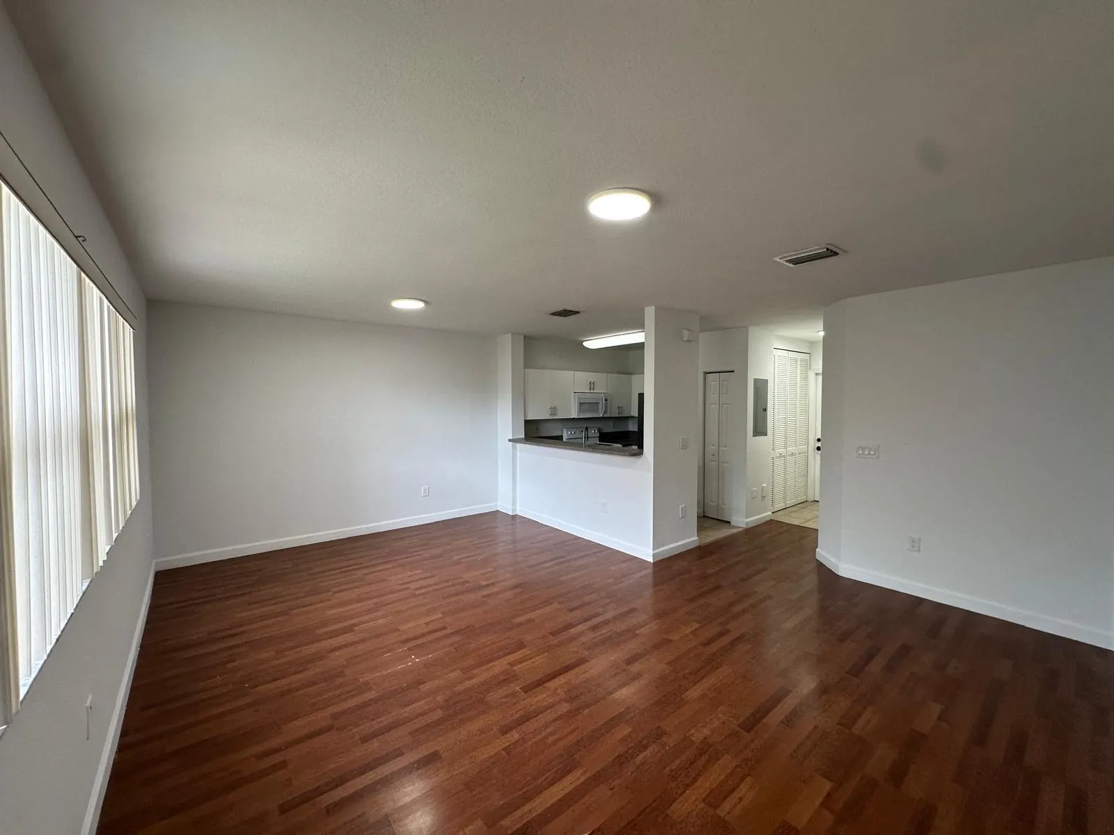1570 NE 33 Road #201