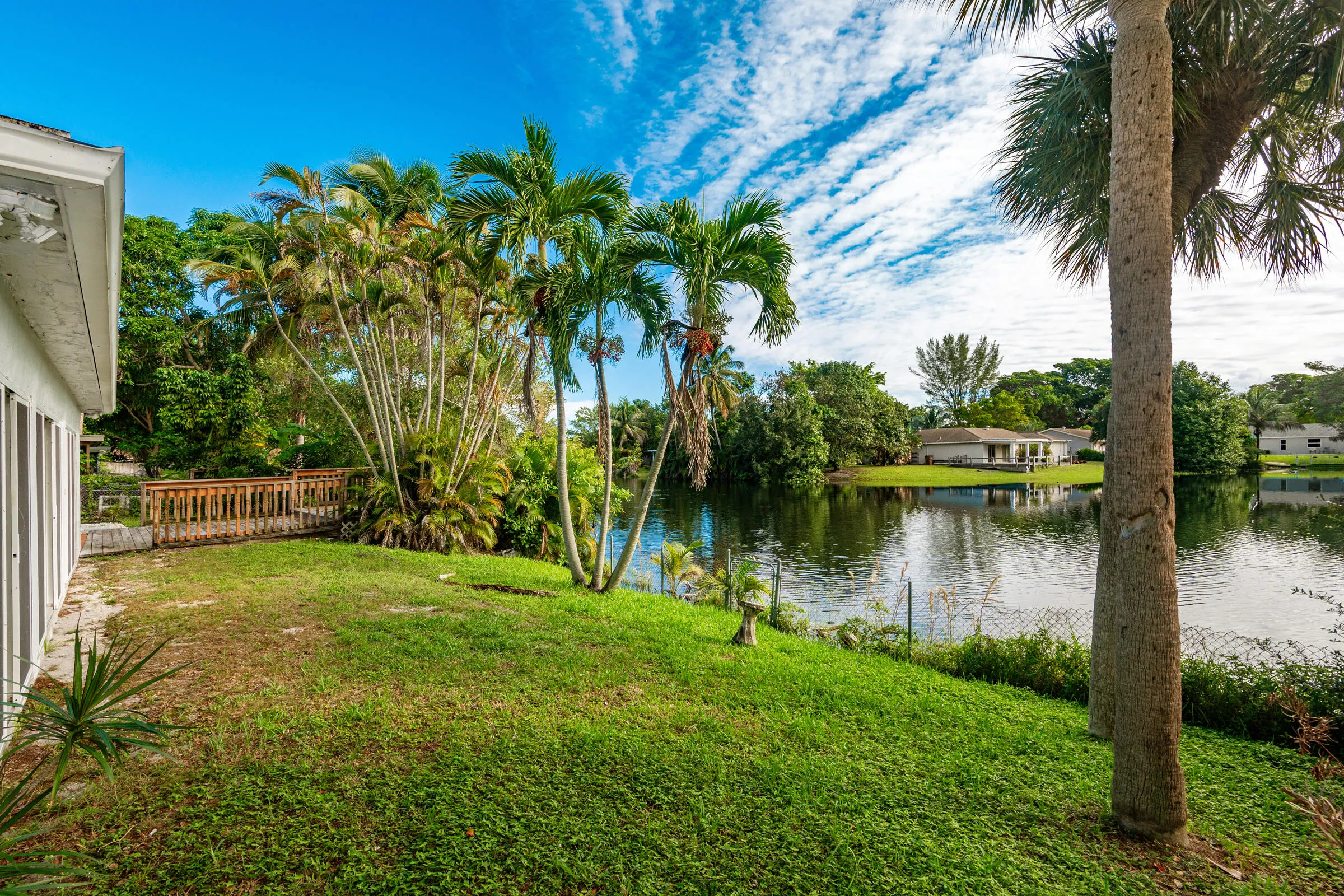 288 NW 39th Way