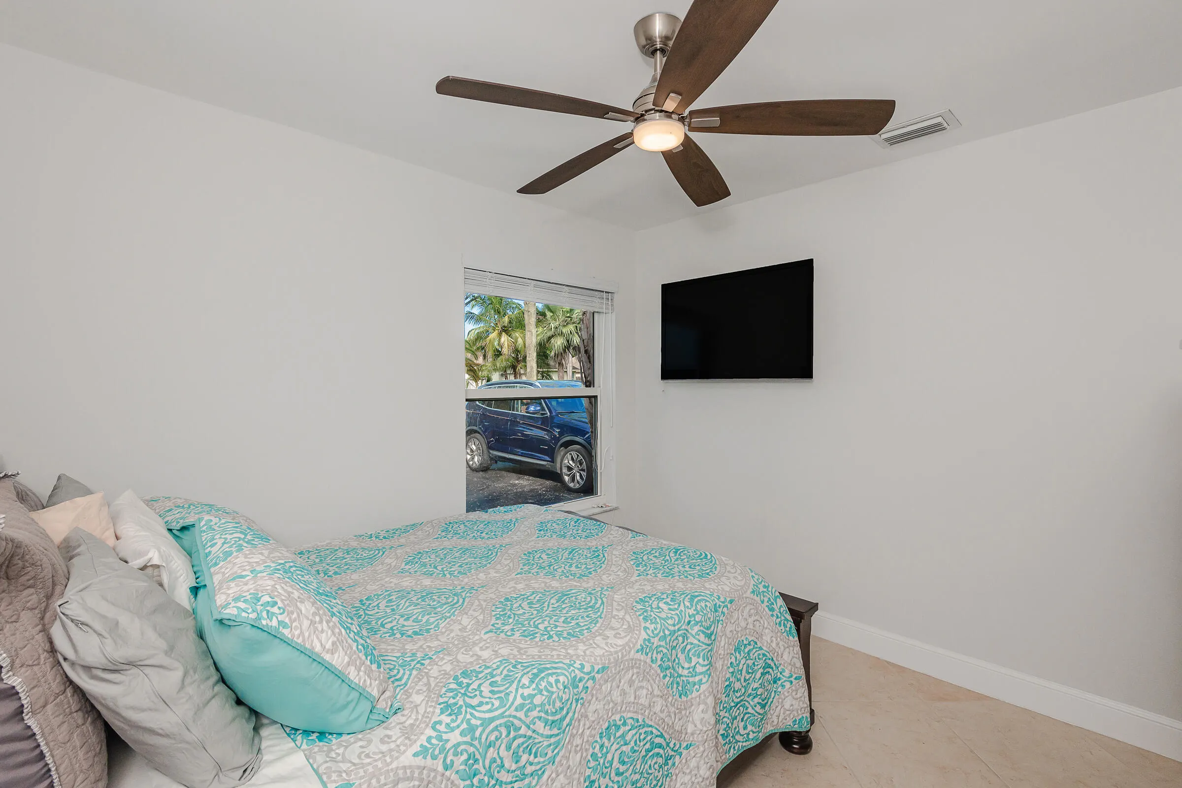 288 NW 39th Way