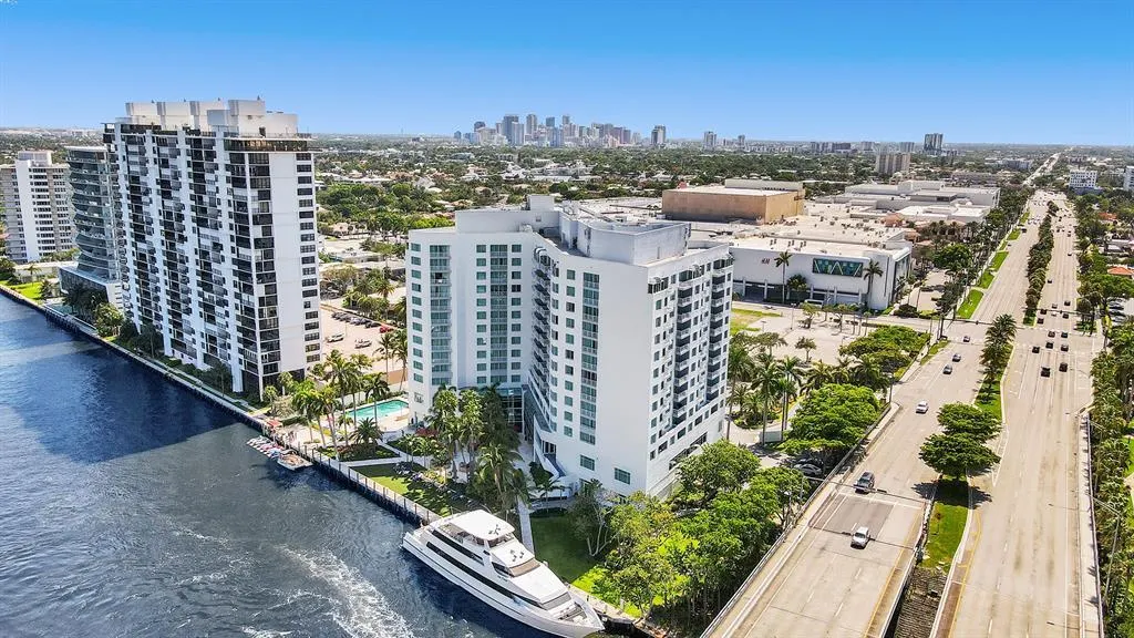 2670 E SUNRISE Boulevard #907