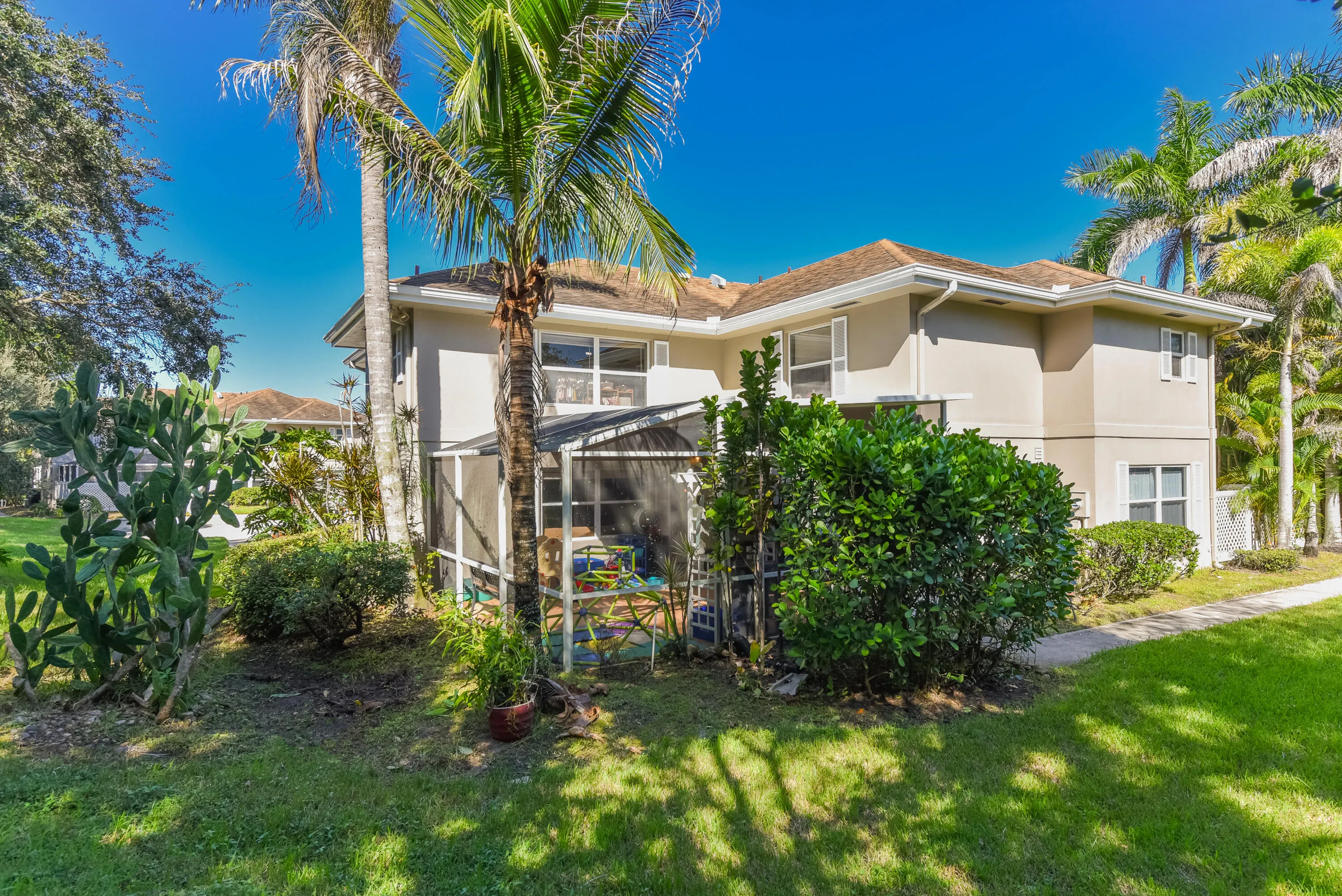 3233 SW SUNSET TRACE Circle