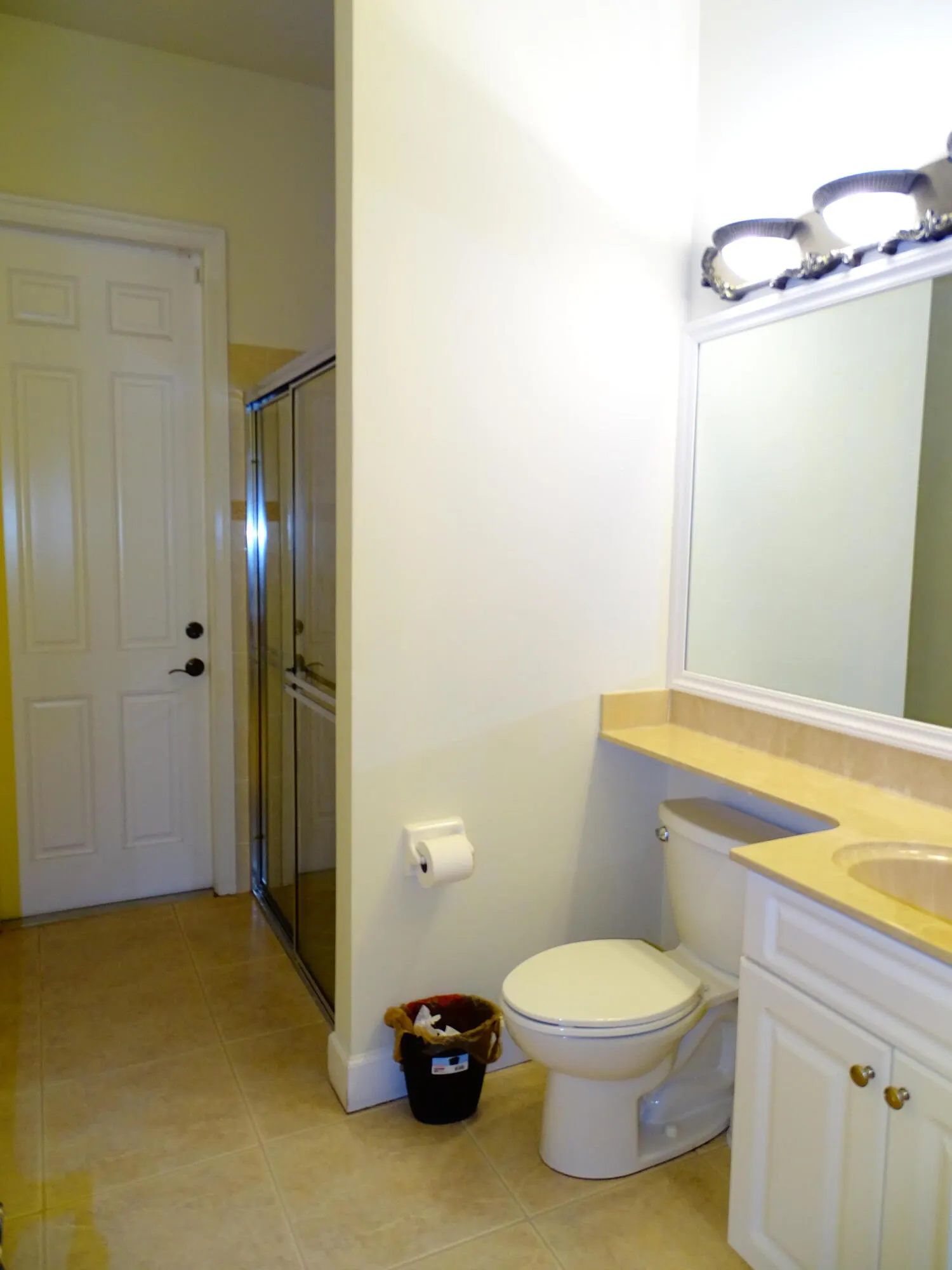 854 SW SAINT TROPEZ Court
