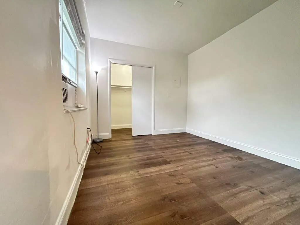 1302 S FEDERAL Highway #1