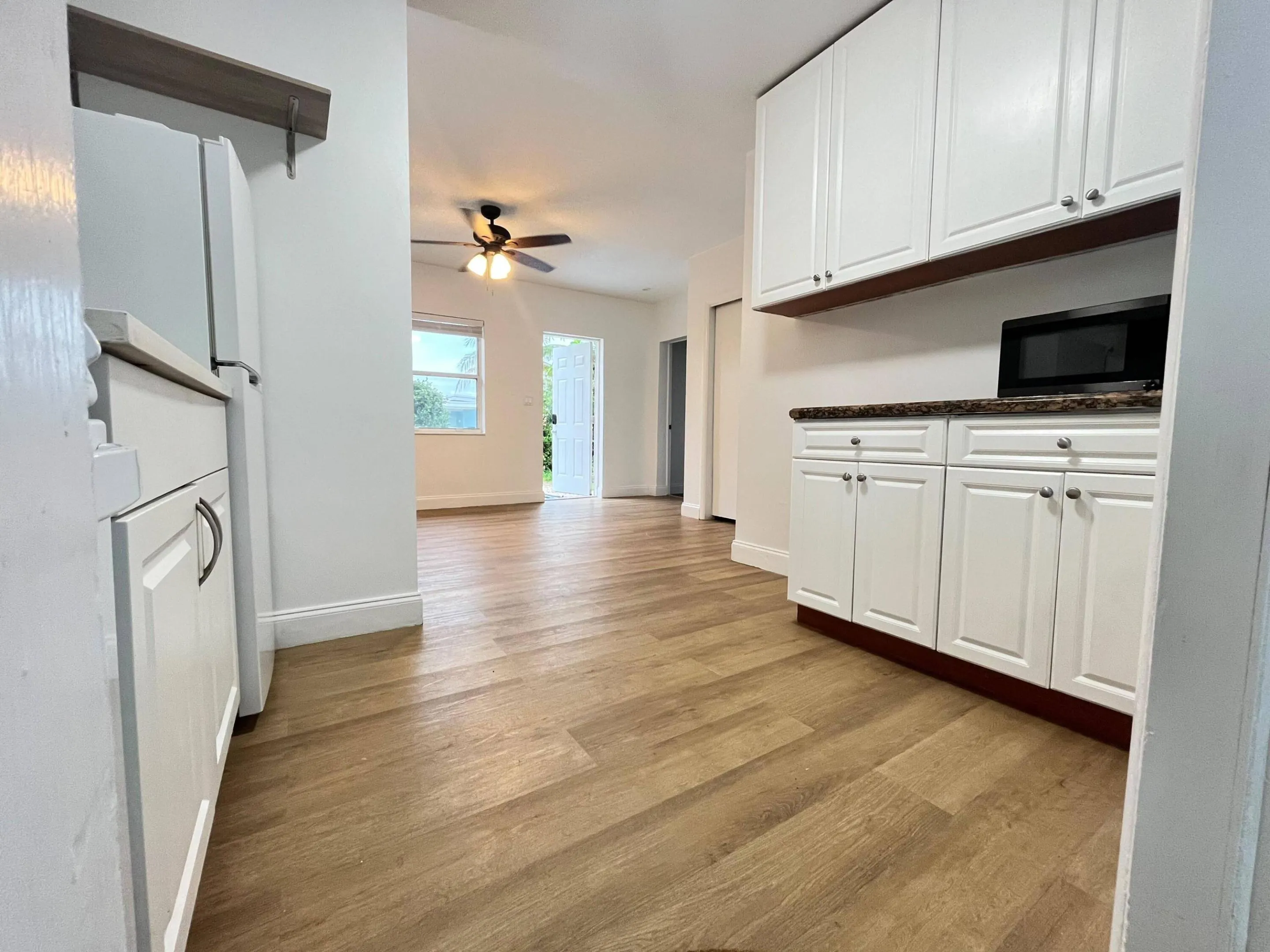 1302 S FEDERAL Highway #1