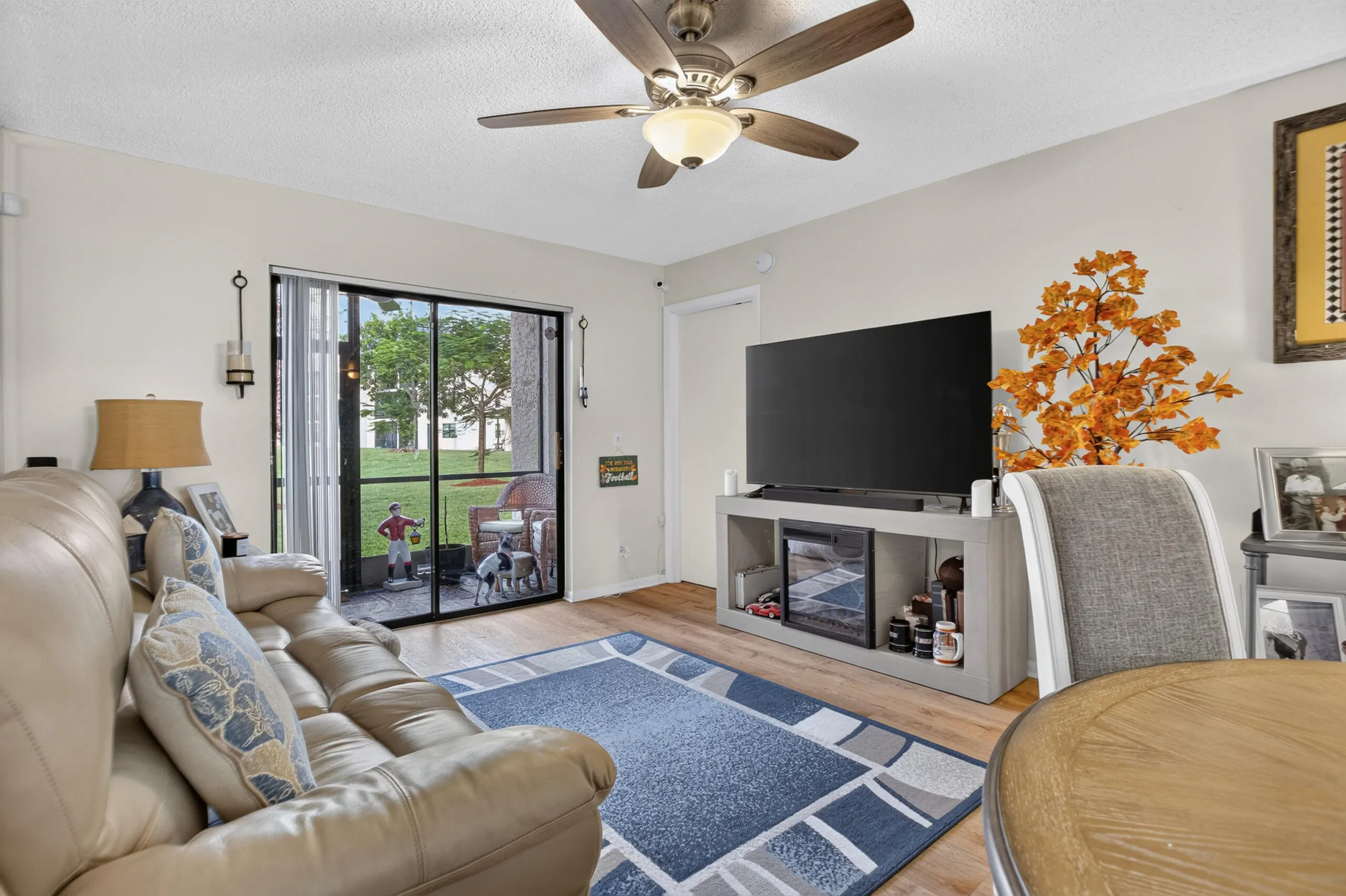 2793 NW 104TH Avenue #105