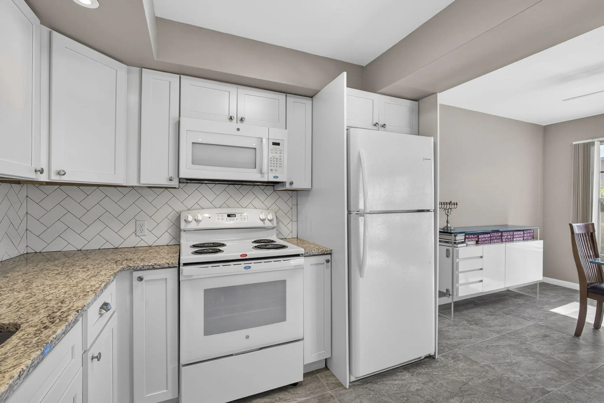 105 GREENBRIER C