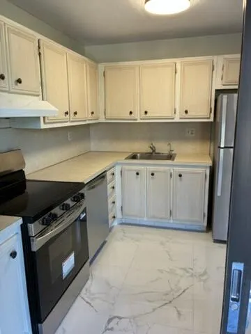 661 NE 195TH Street #314