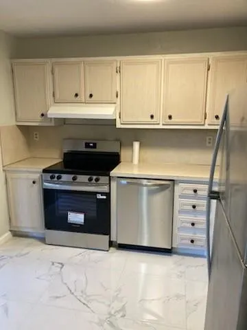 661 NE 195TH Street #314