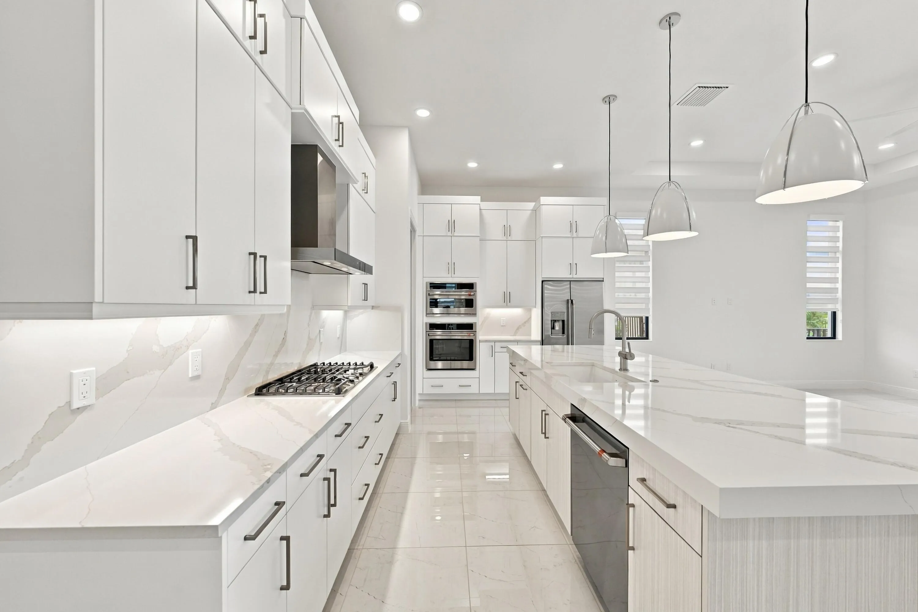 4931 Rivo Alto Circle