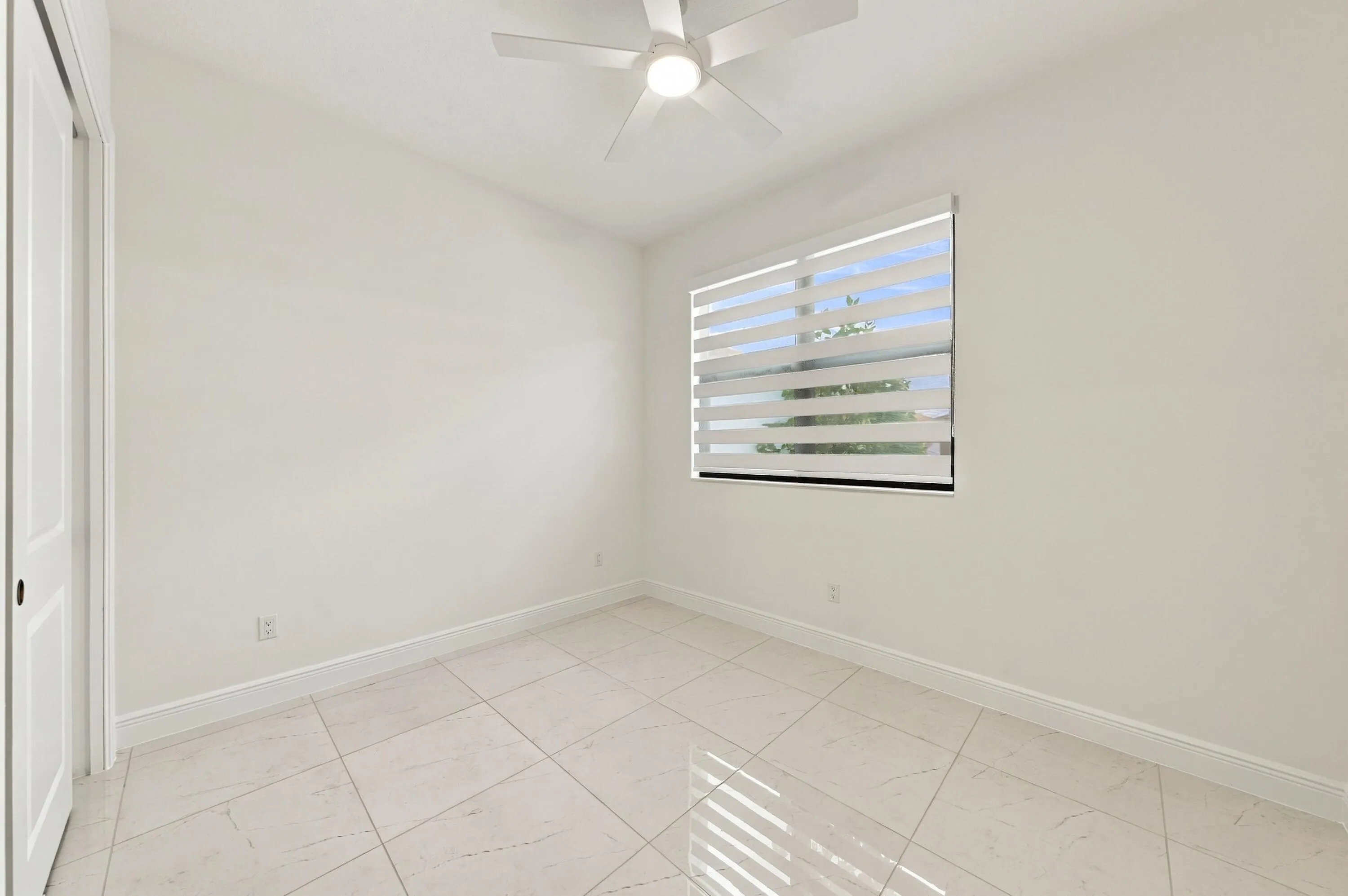 4931 Rivo Alto Circle