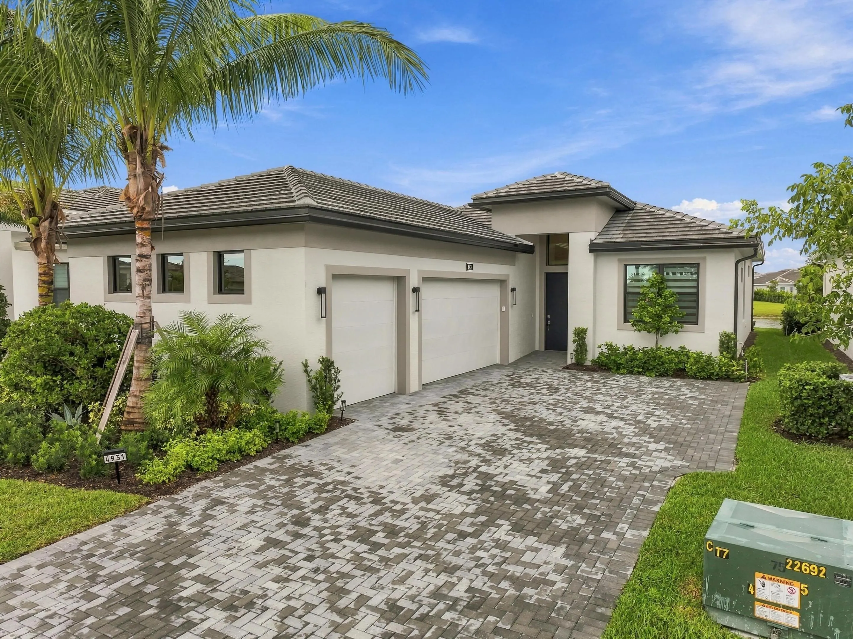 4931 Rivo Alto Circle