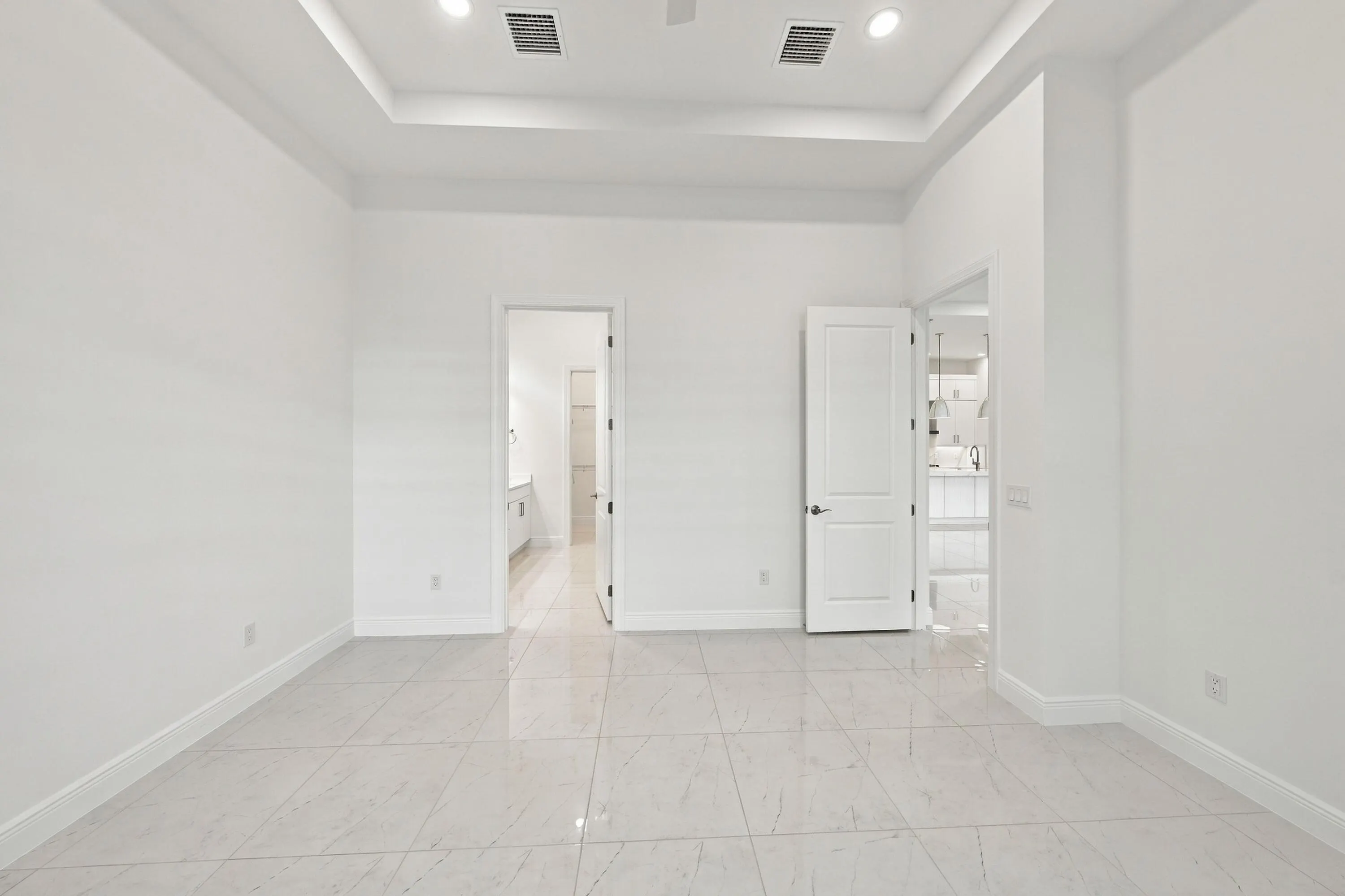 4931 Rivo Alto Circle