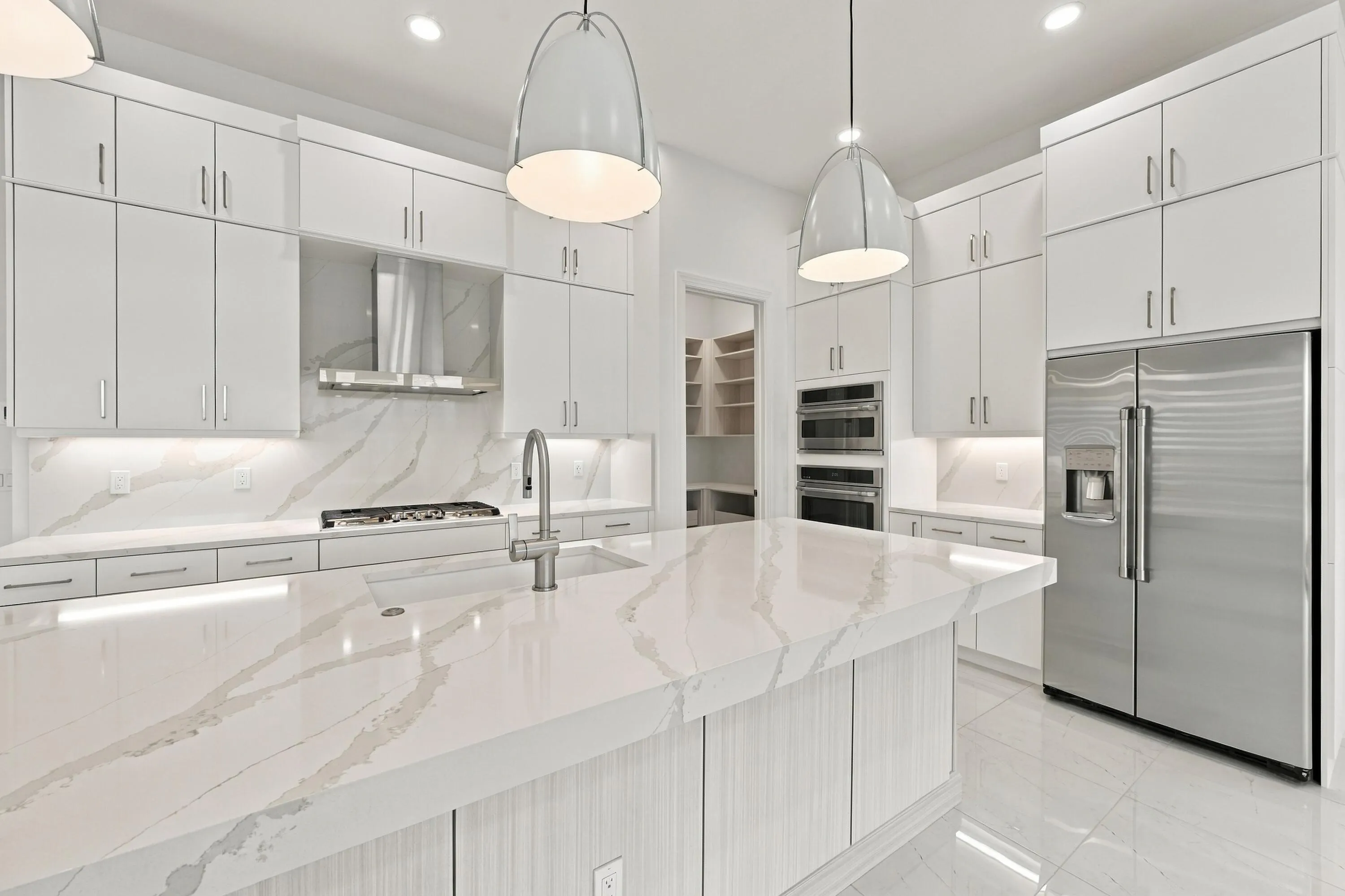 4931 Rivo Alto Circle