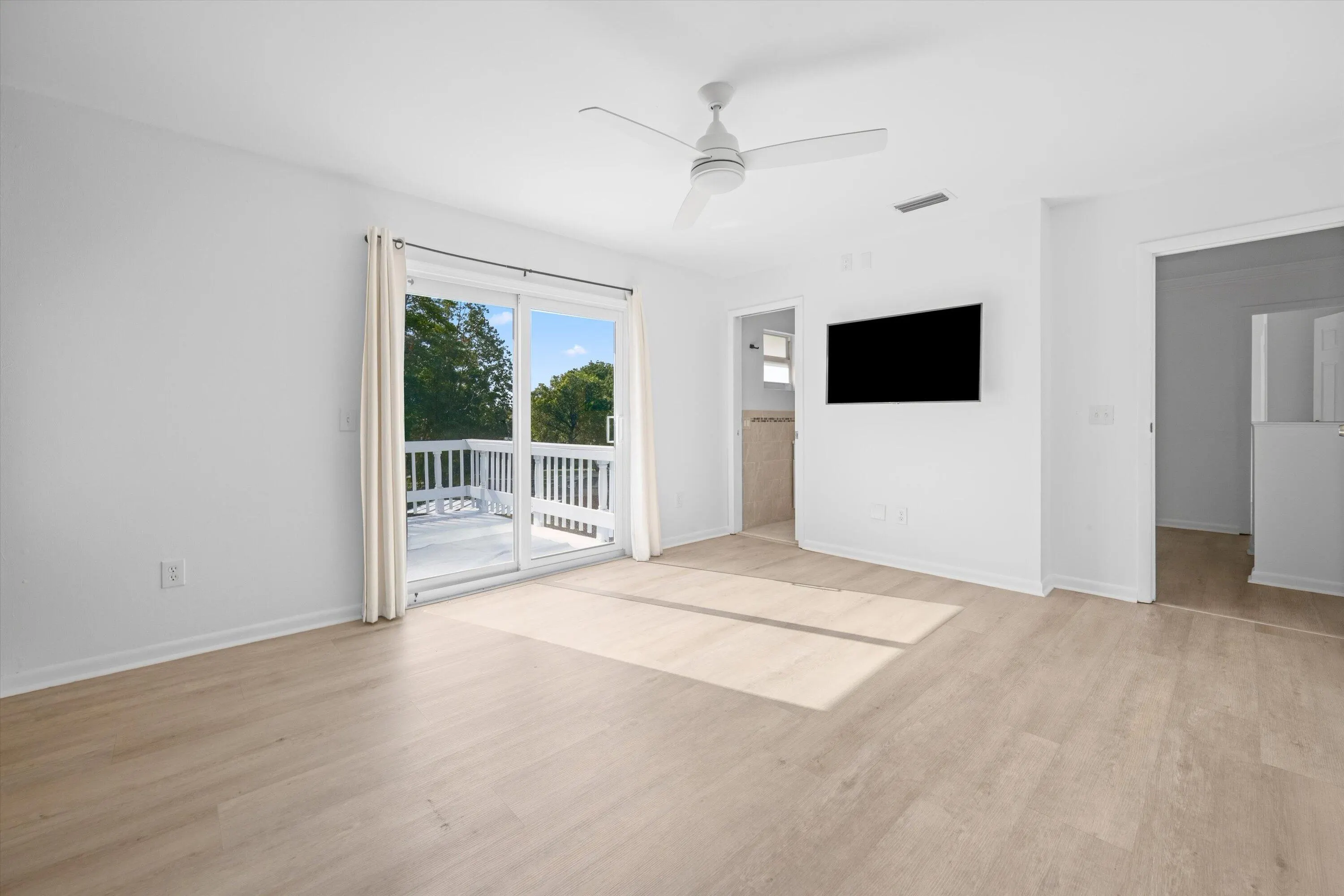 1468 NORTHAMPTON Terrace