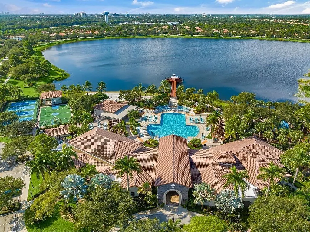 631 Moondancer Court