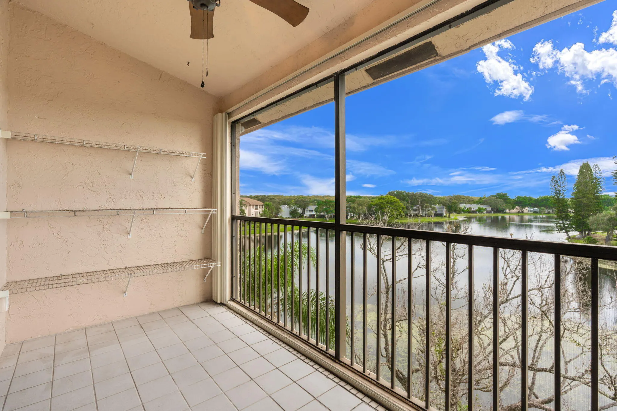 4400 NW 30TH Street #424