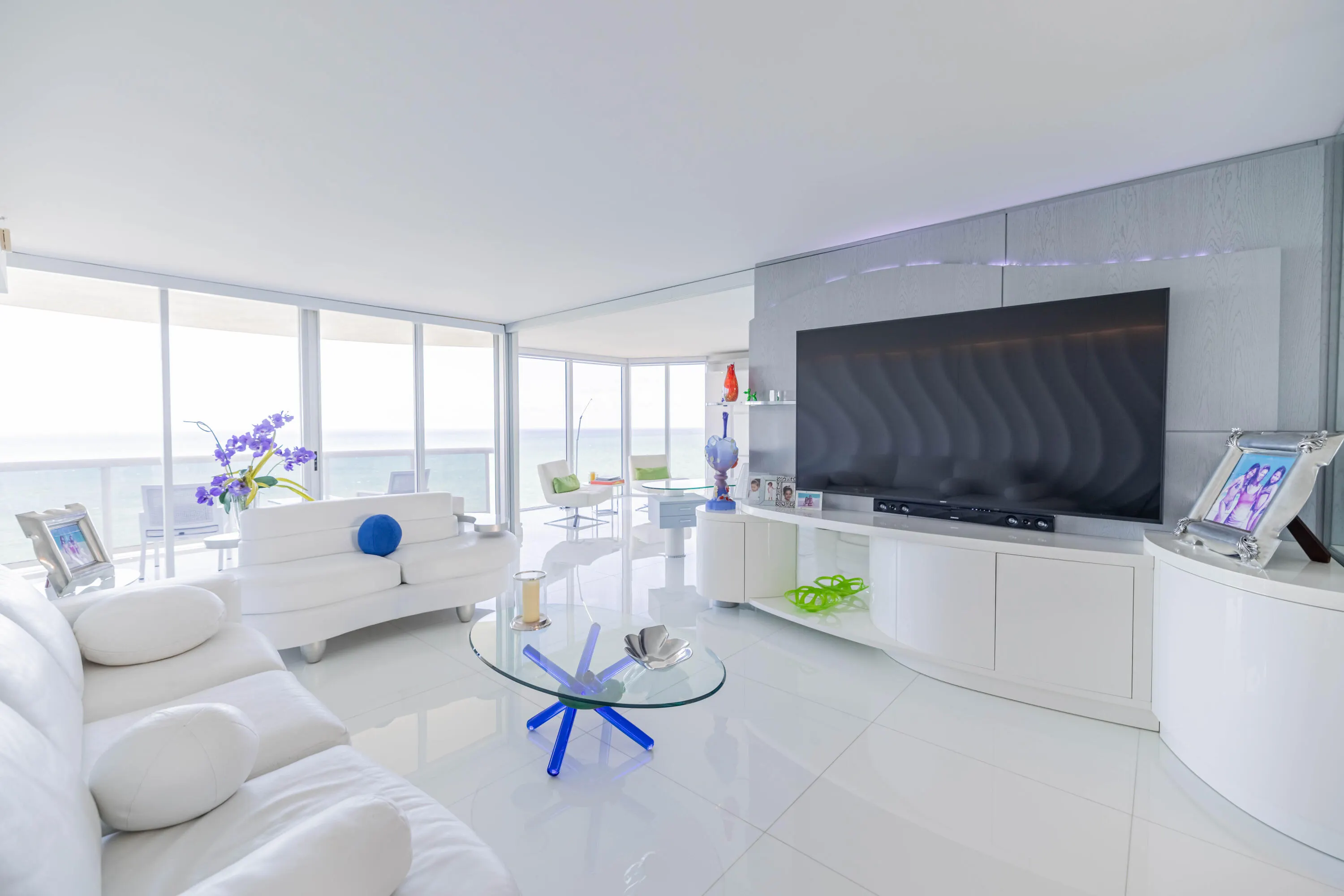 17555 COLLINS Avenue #2305
