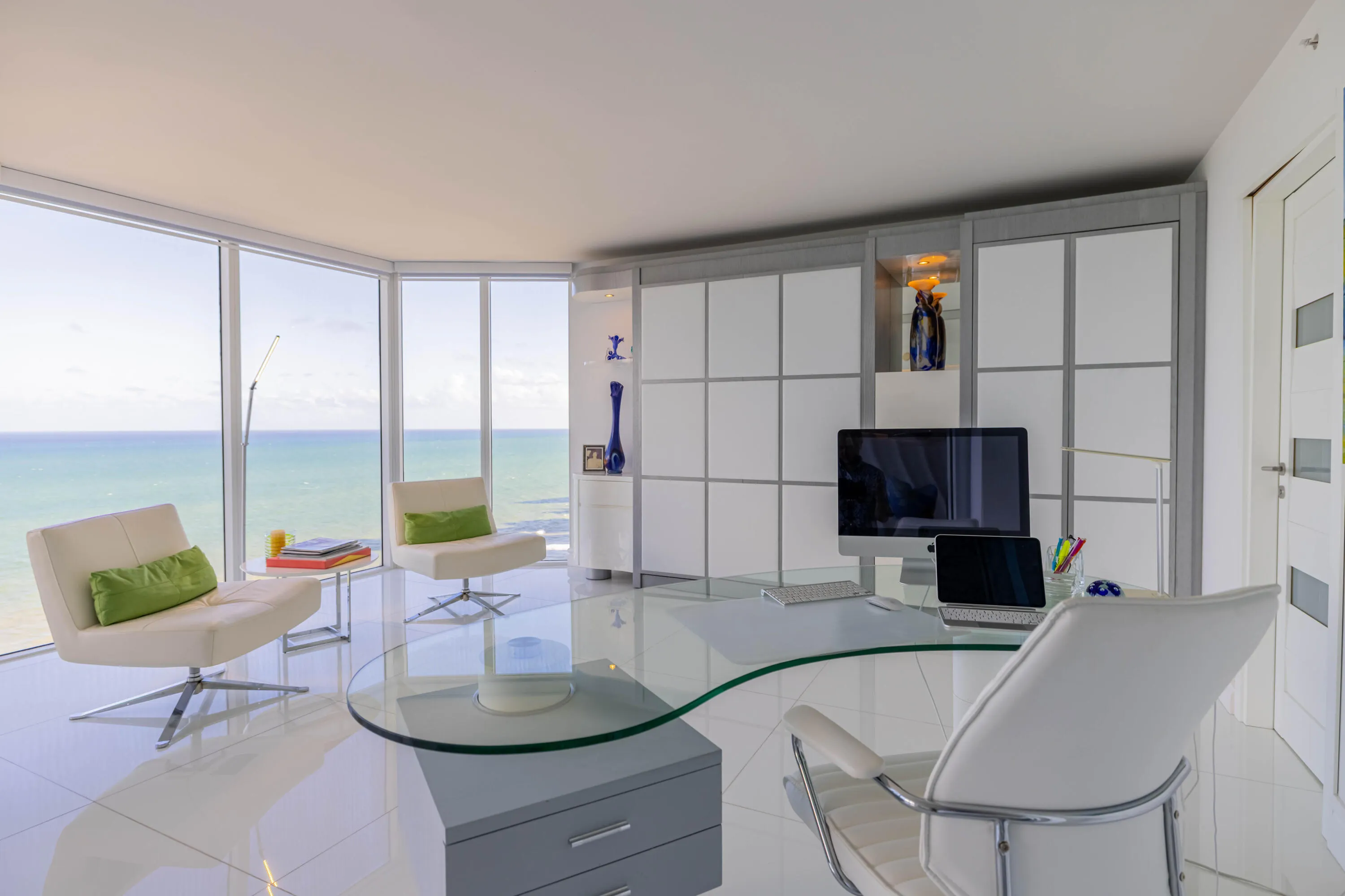 17555 COLLINS Avenue #2305