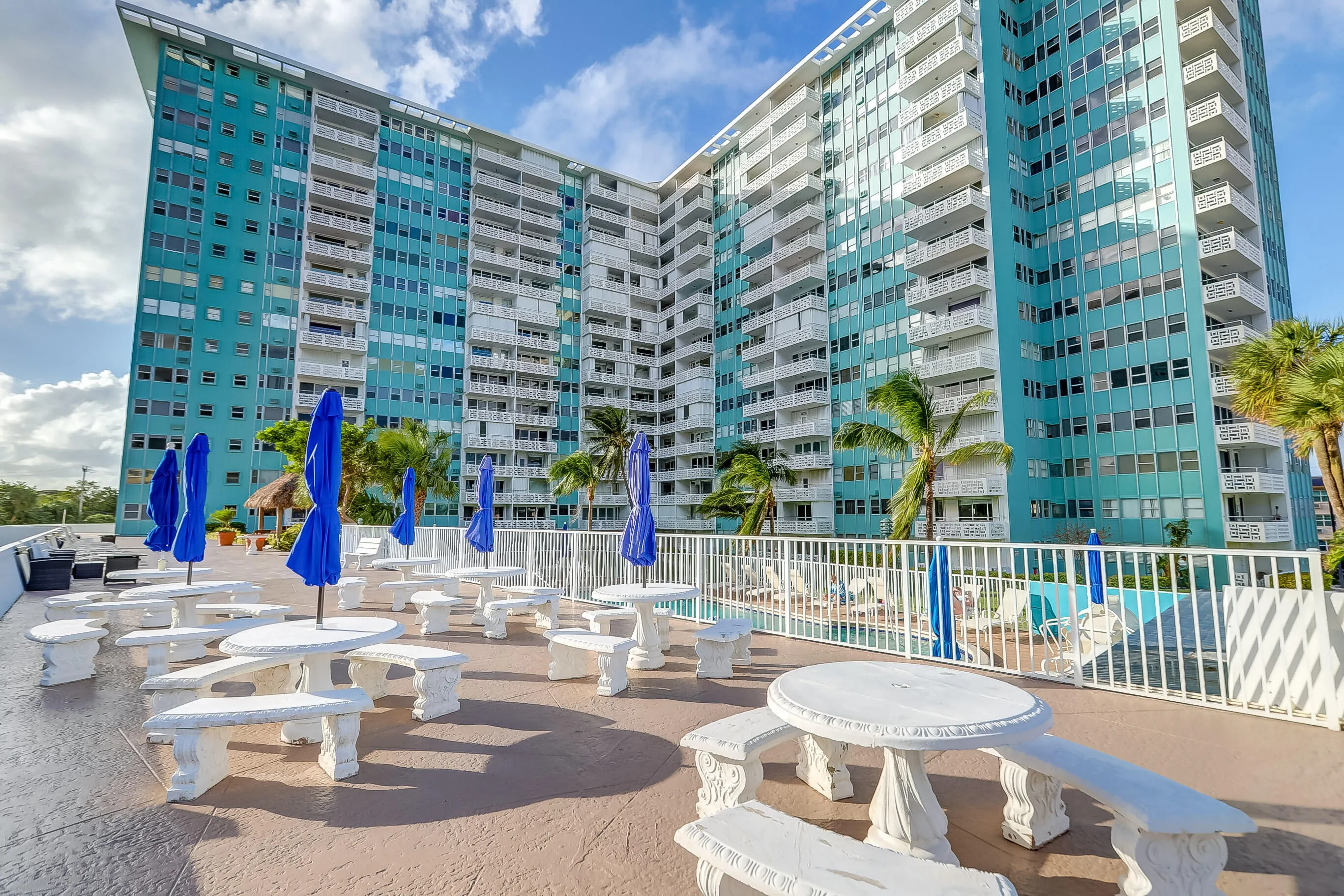 1900 S OCEAN Drive #1503